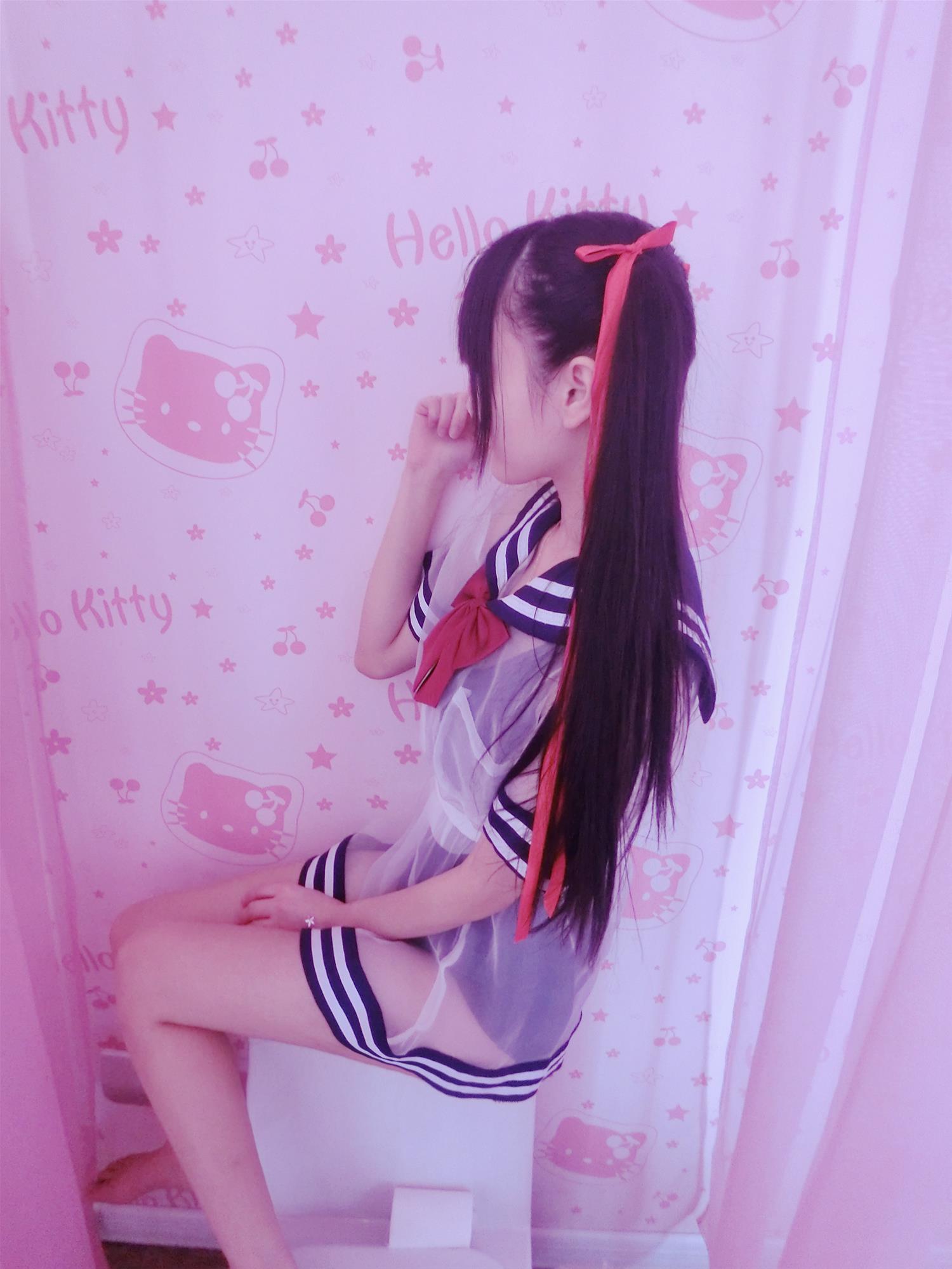 小学生赛高 浴缸湿身水手服透明罩衫 [65P-54MB]