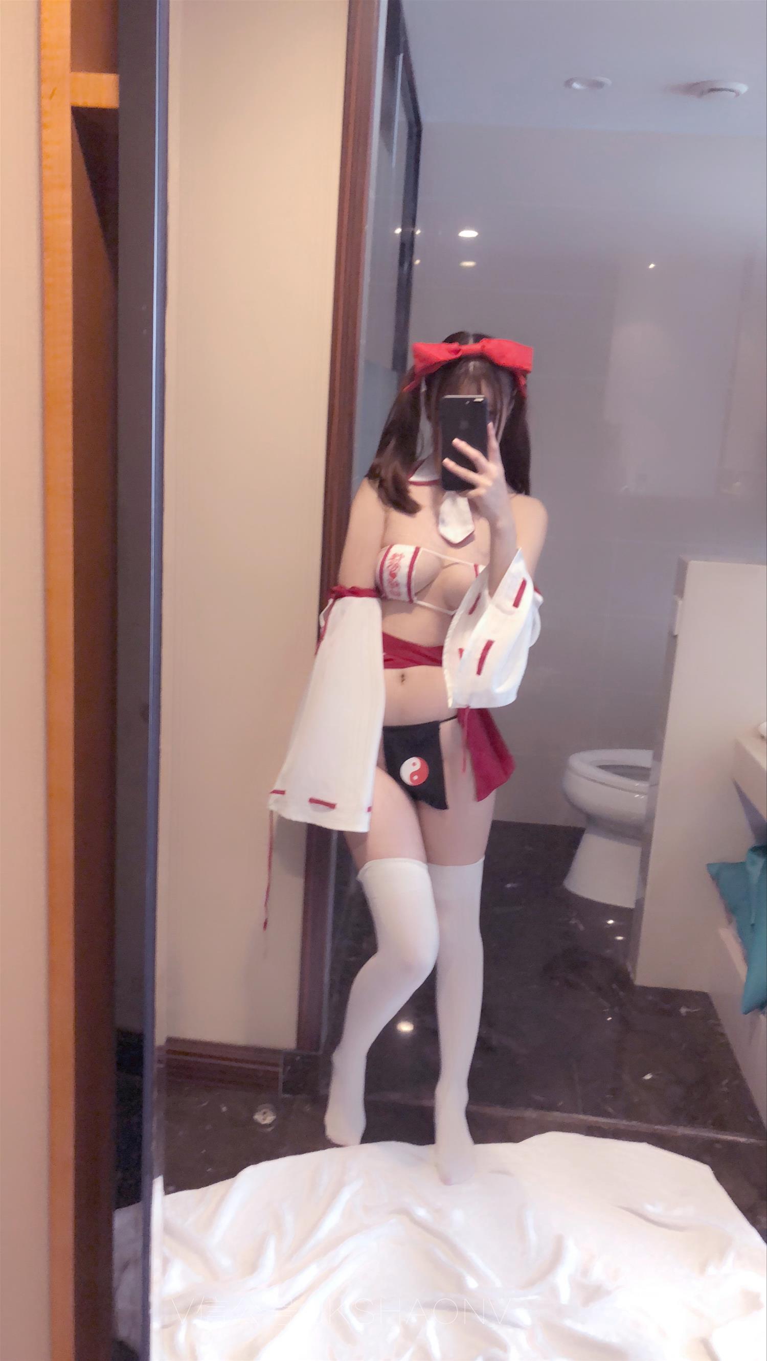 小学生赛高 2018 单身节特刊：水龙敬巫女性感内衣 [102P5V-91MB]