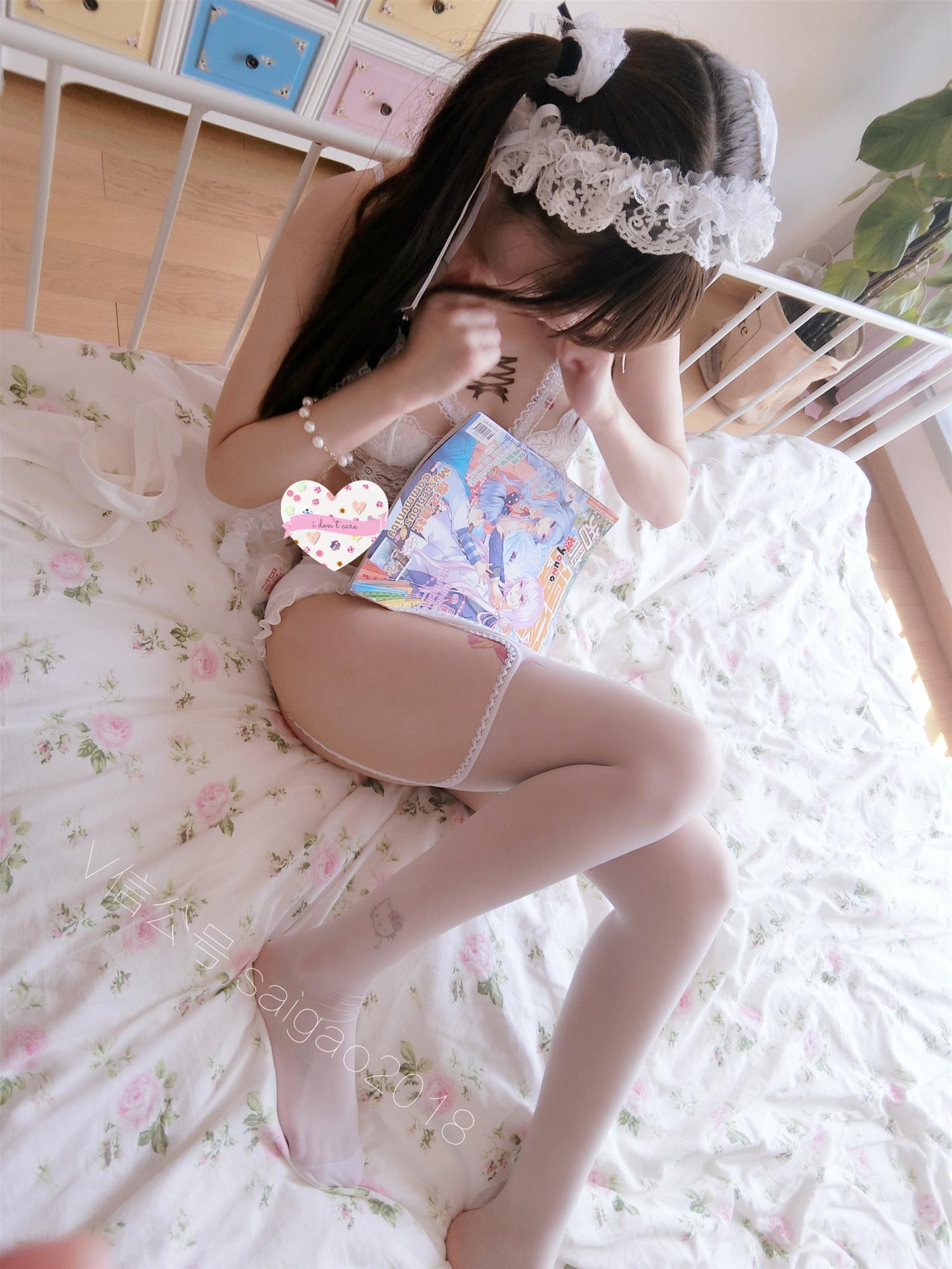 小学生赛高 2019 端午主题：纯白性感蕾丝比基尼丁字裤 [30P-35MB]