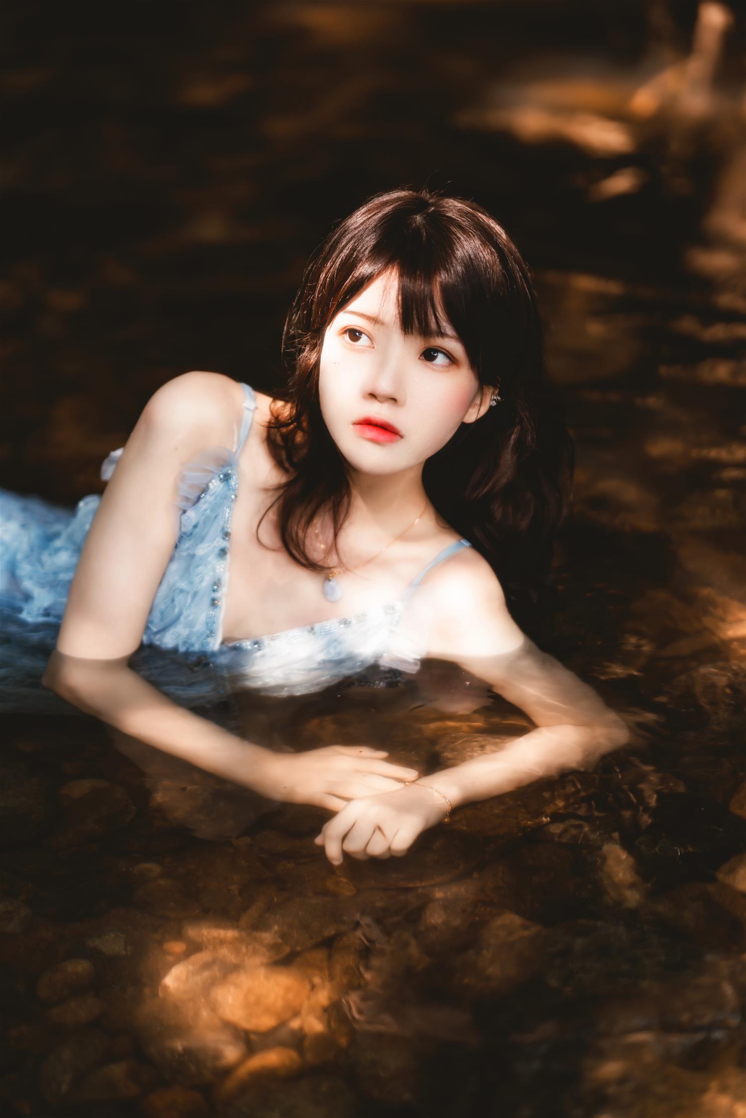 桜桃喵 沉溺 [19P-374MB]