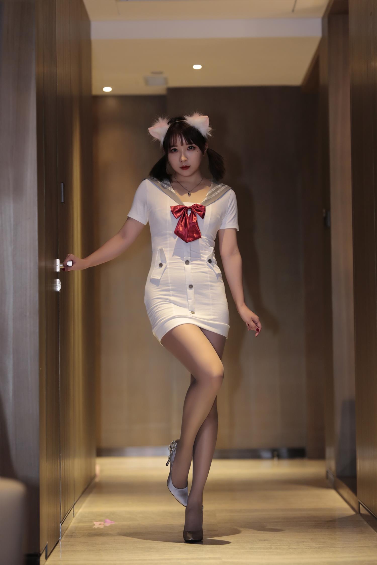 小女巫露娜 柠檬海盐 [130P-837MB]