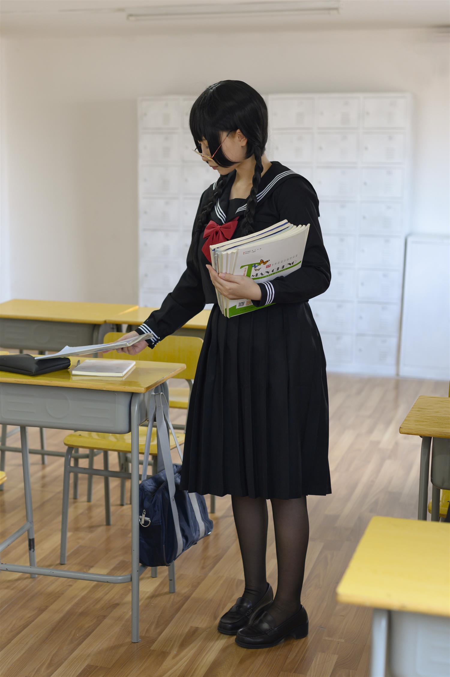 PAKI酱 班长 [35P-375MB]