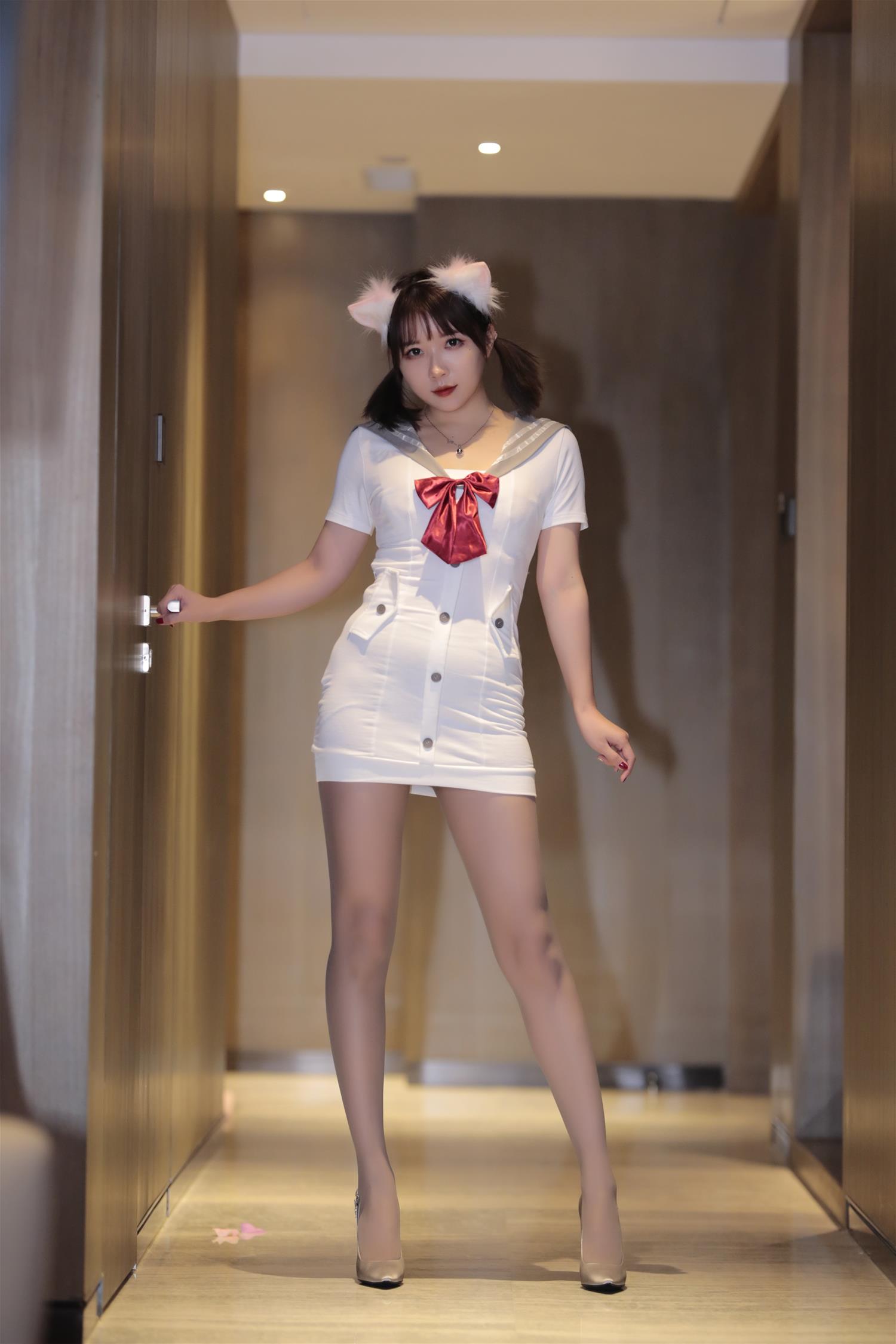 小女巫露娜 柠檬海盐 [130P-837MB]