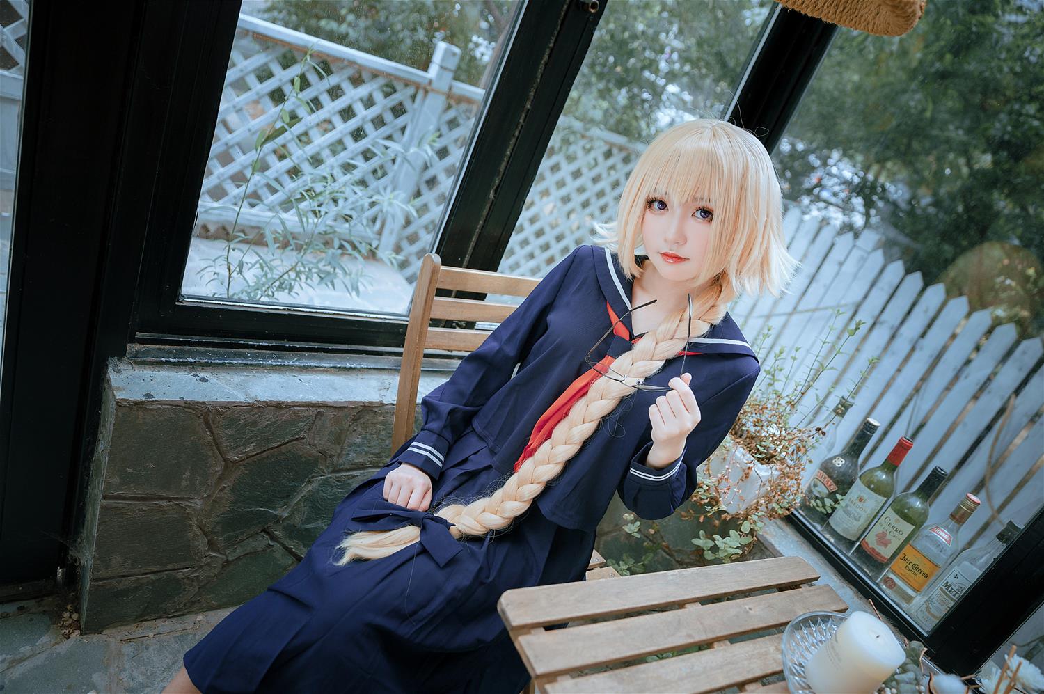 这个泡泡就是逊啦 JK正片 COS贞德 [13P-24MB]