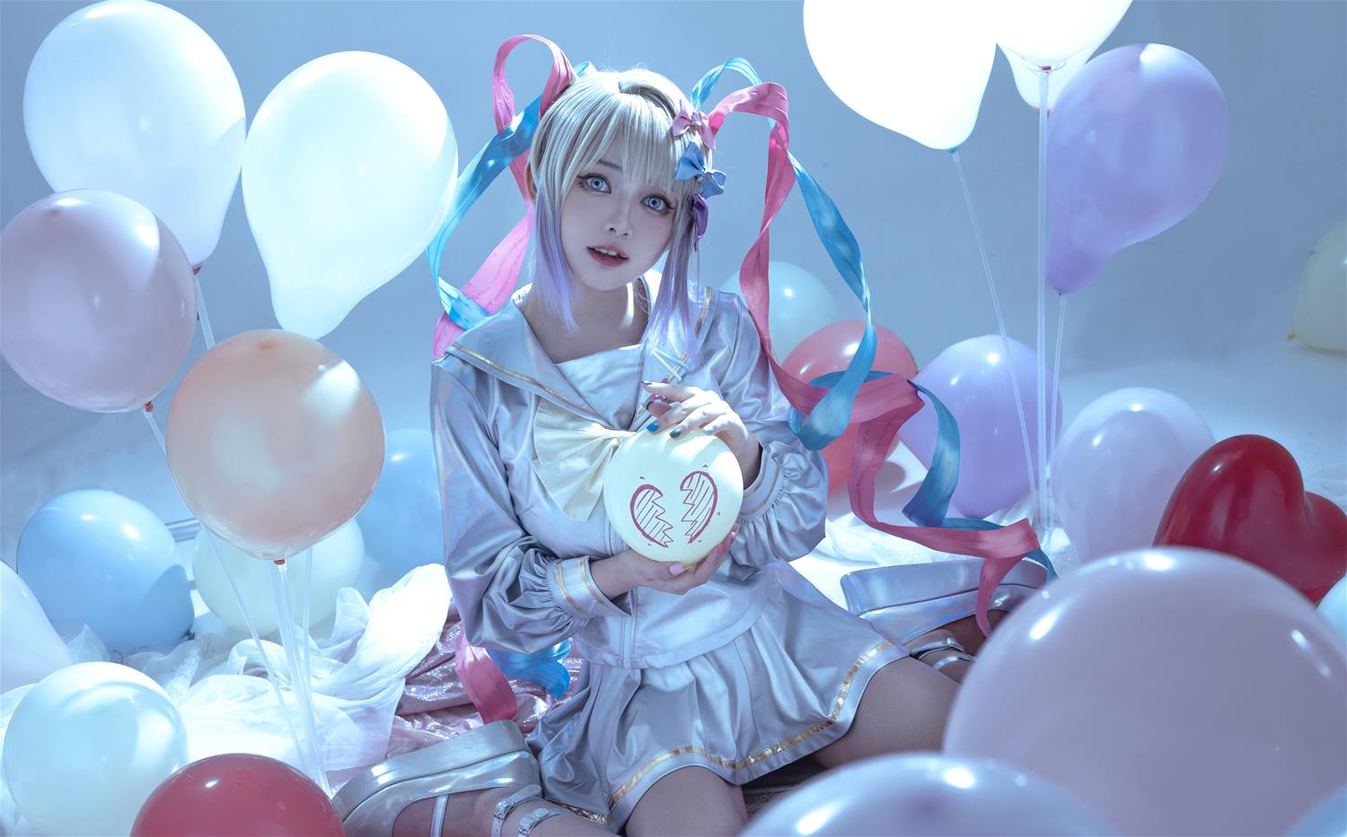 黑猫猫 超天酱 [16P-88MB]