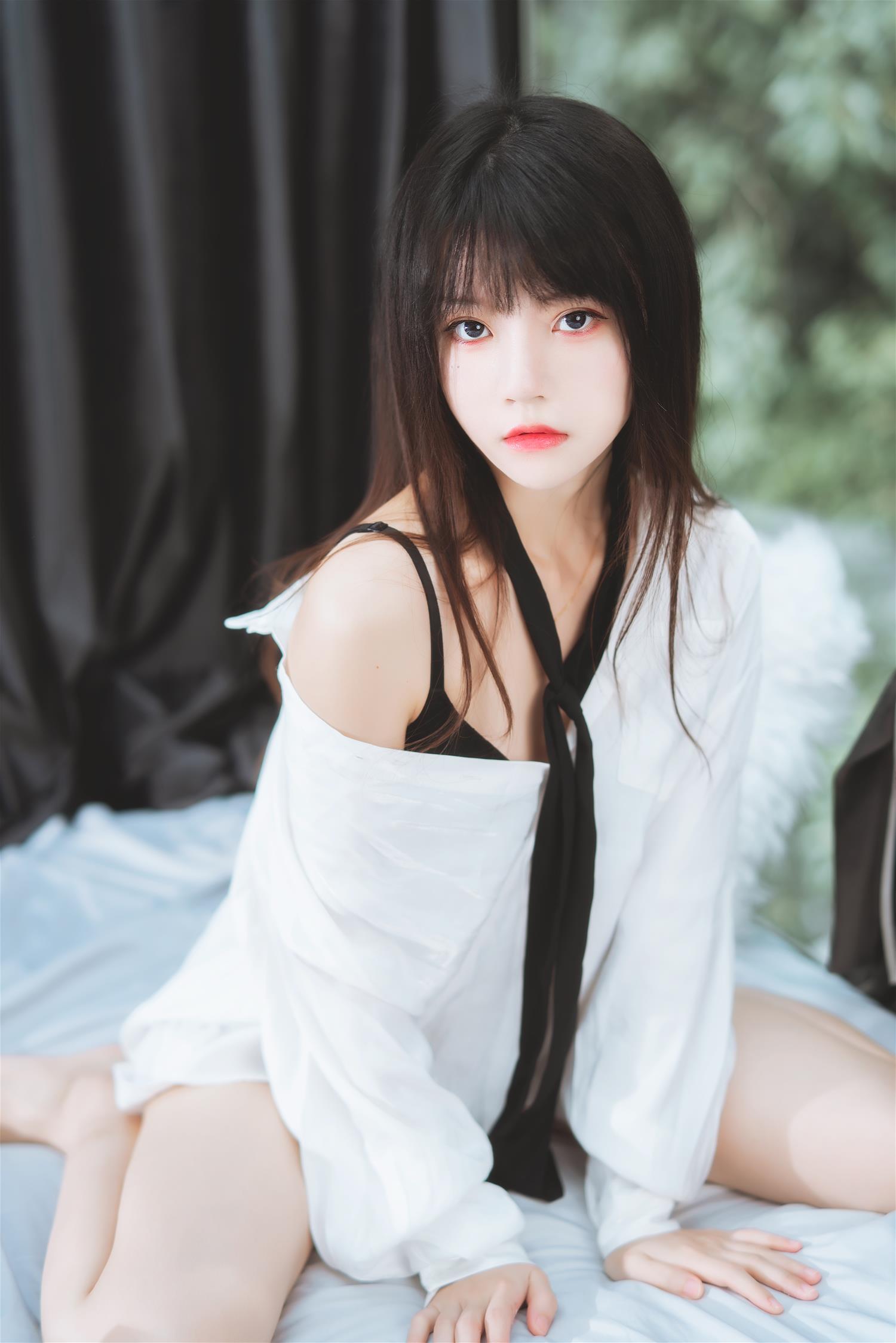 桜桃喵 狼来了 [175P-3.50GB]