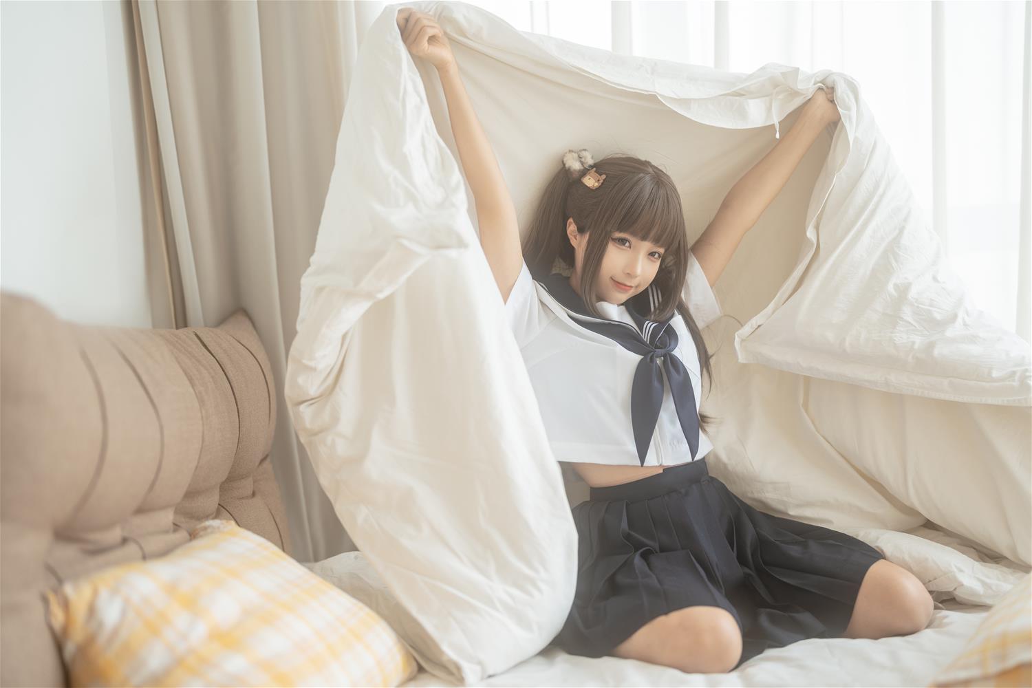 蠢沫沫 被窝JK [15P1V-400MB]