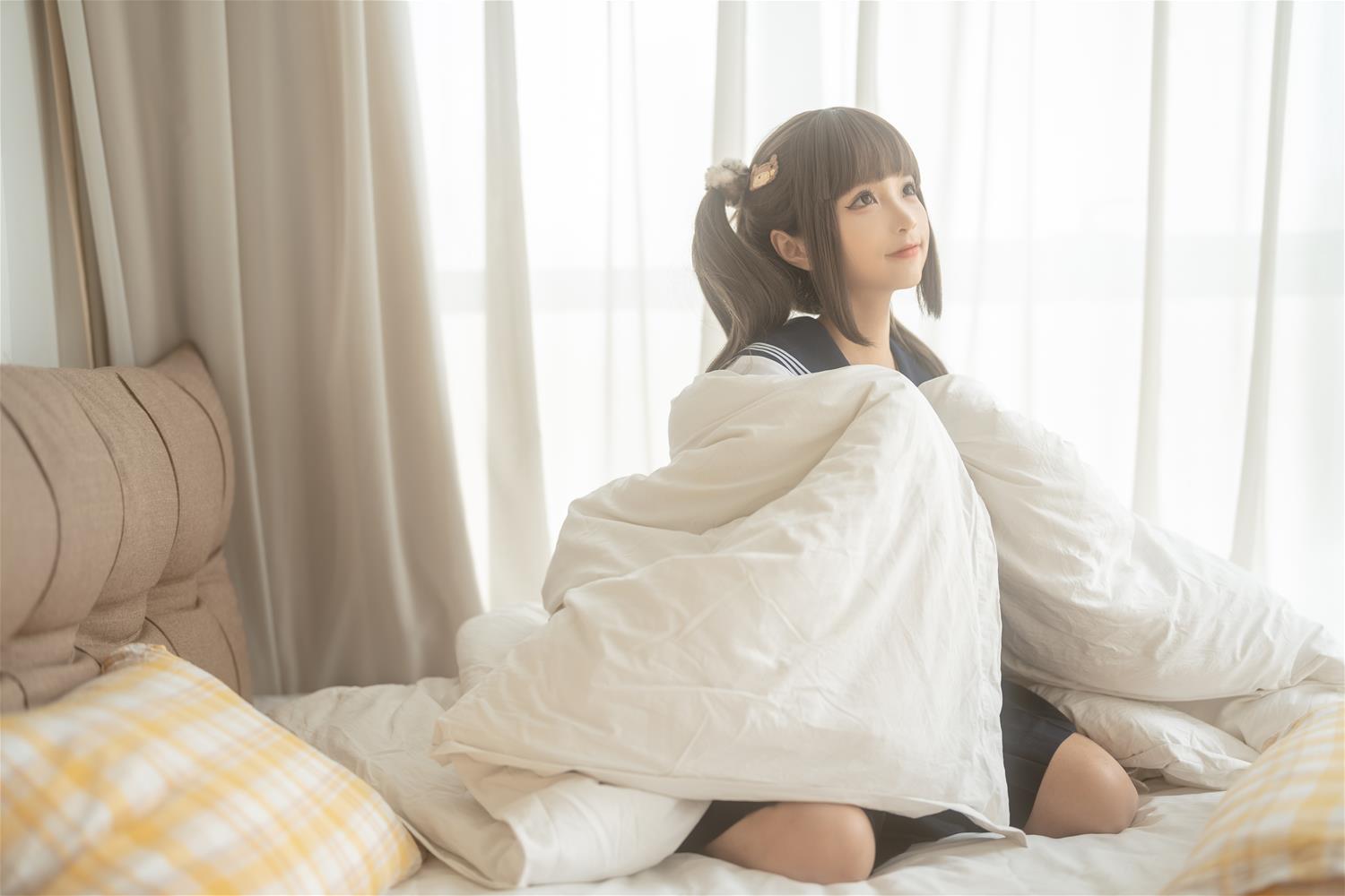 蠢沫沫 被窝JK [15P1V-400MB]