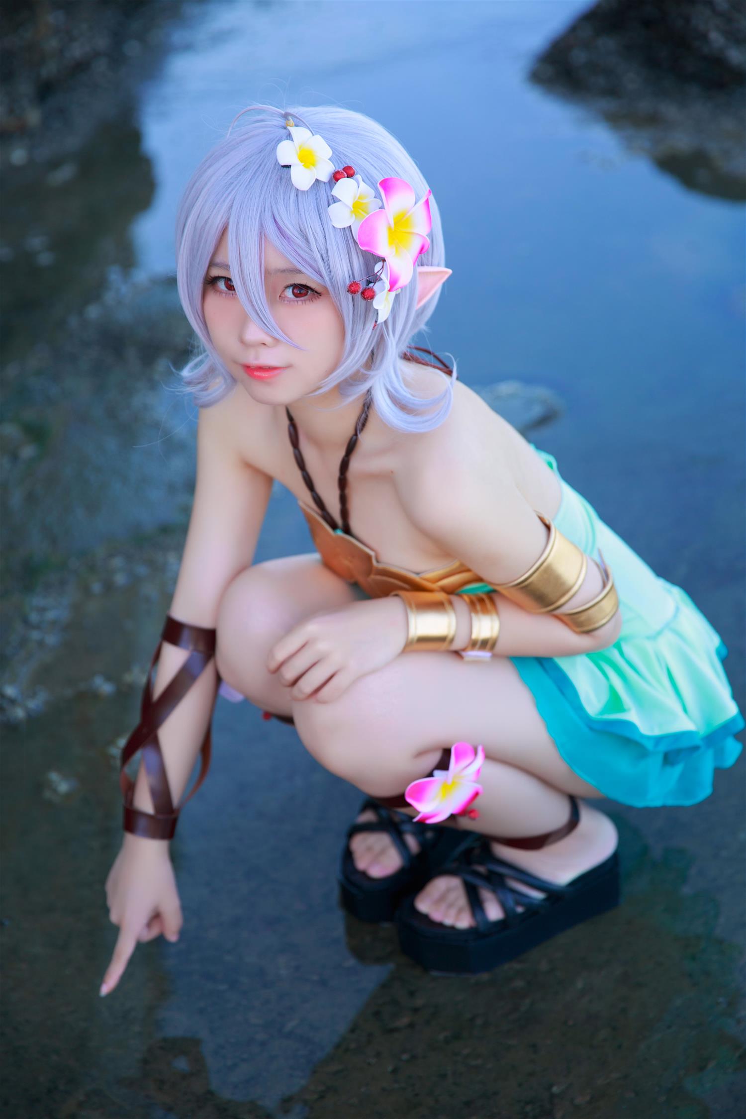 G44不会受伤 可可萝泳衣 [11P-31MB]