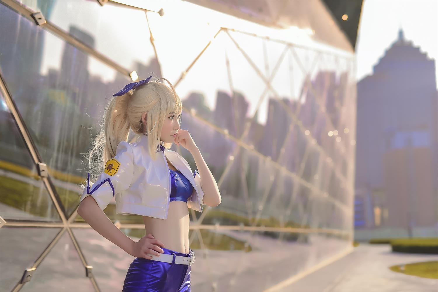 这个泡泡就是逊啦 阿尔托莉雅赛车服 [13P-26MB]