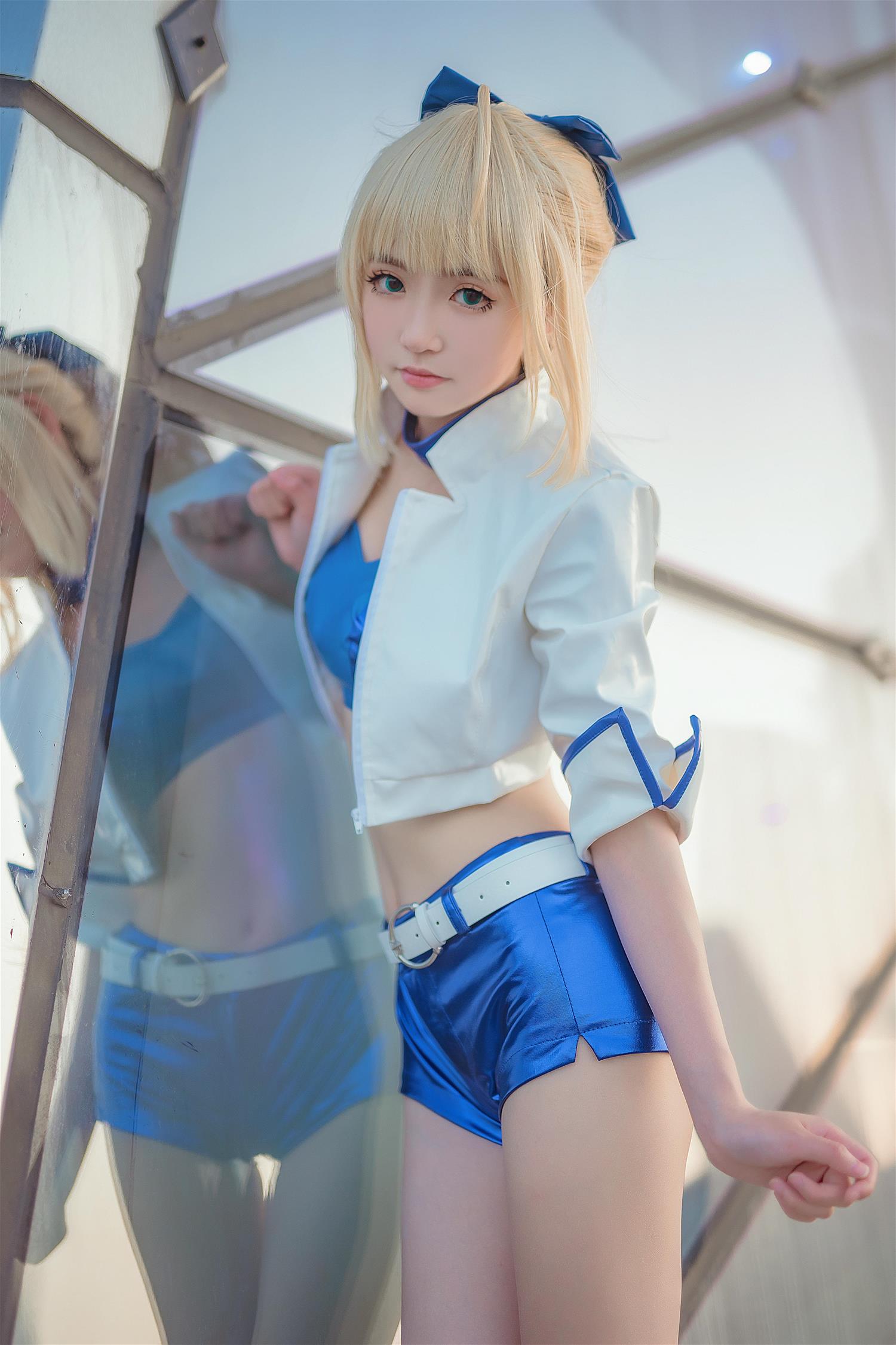 这个泡泡就是逊啦 阿尔托莉雅赛车服 [13P-26MB]