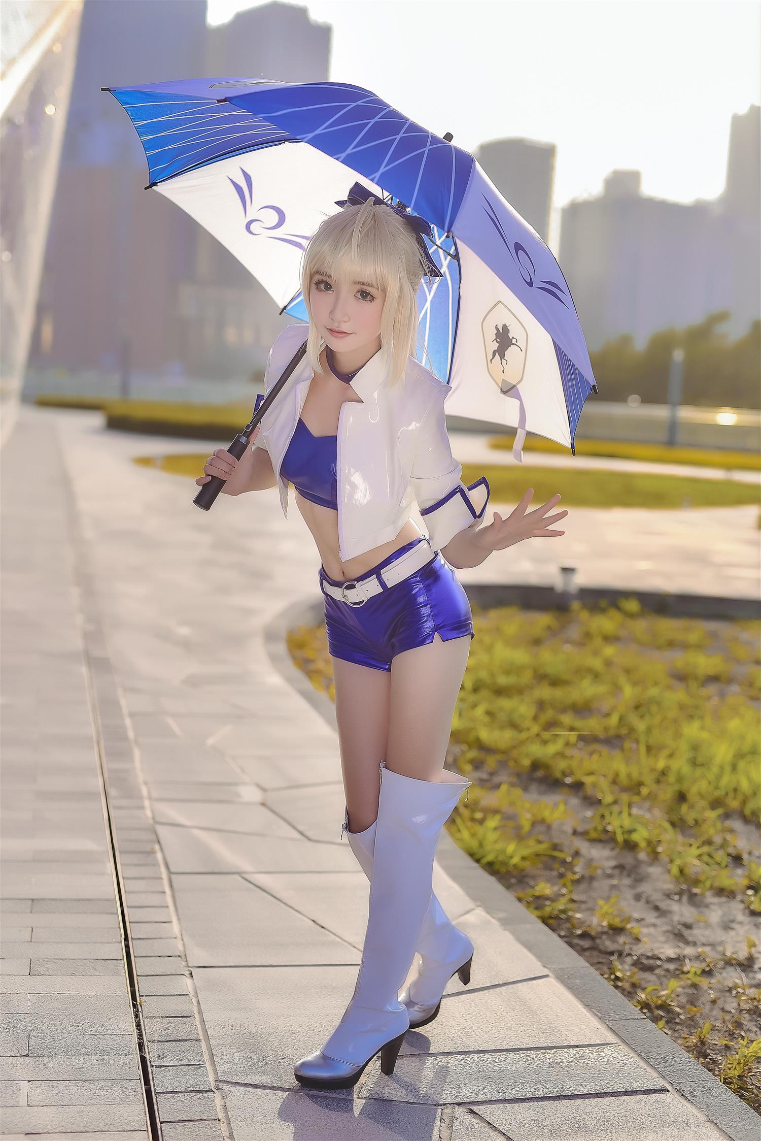 这个泡泡就是逊啦 阿尔托莉雅赛车服 [13P-26MB]