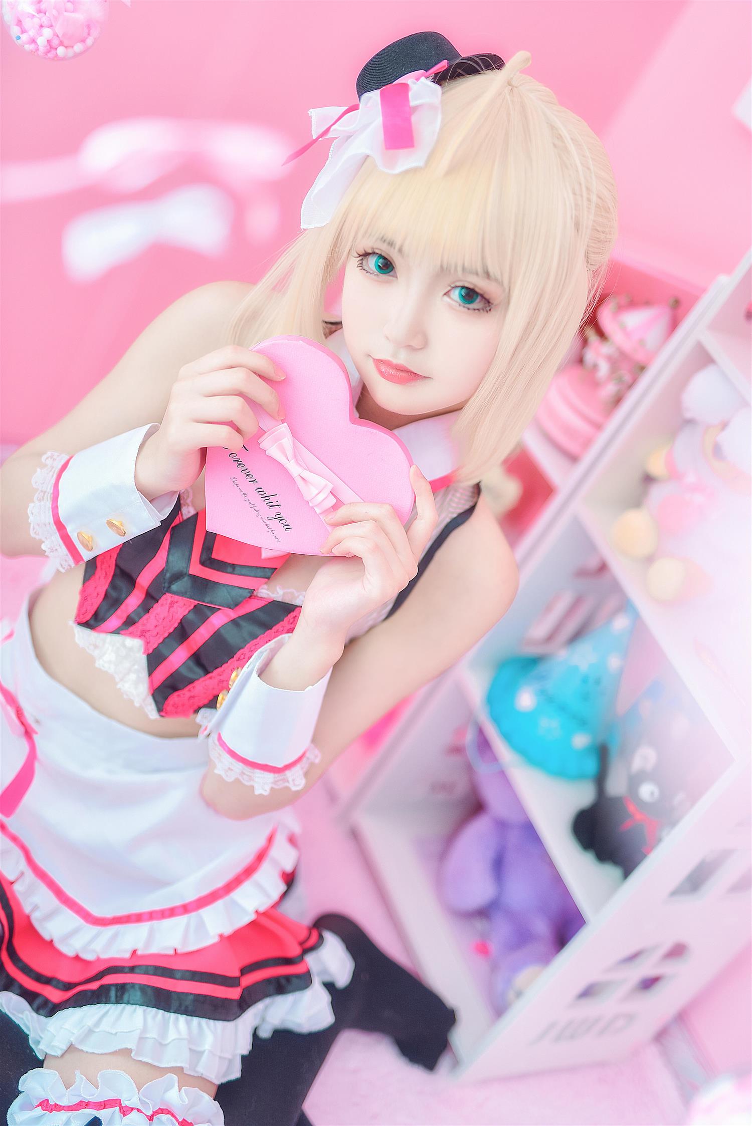 这个泡泡就是逊啦 吾王_阿尔托莉雅_女仆_情人节 [10P-22MB]