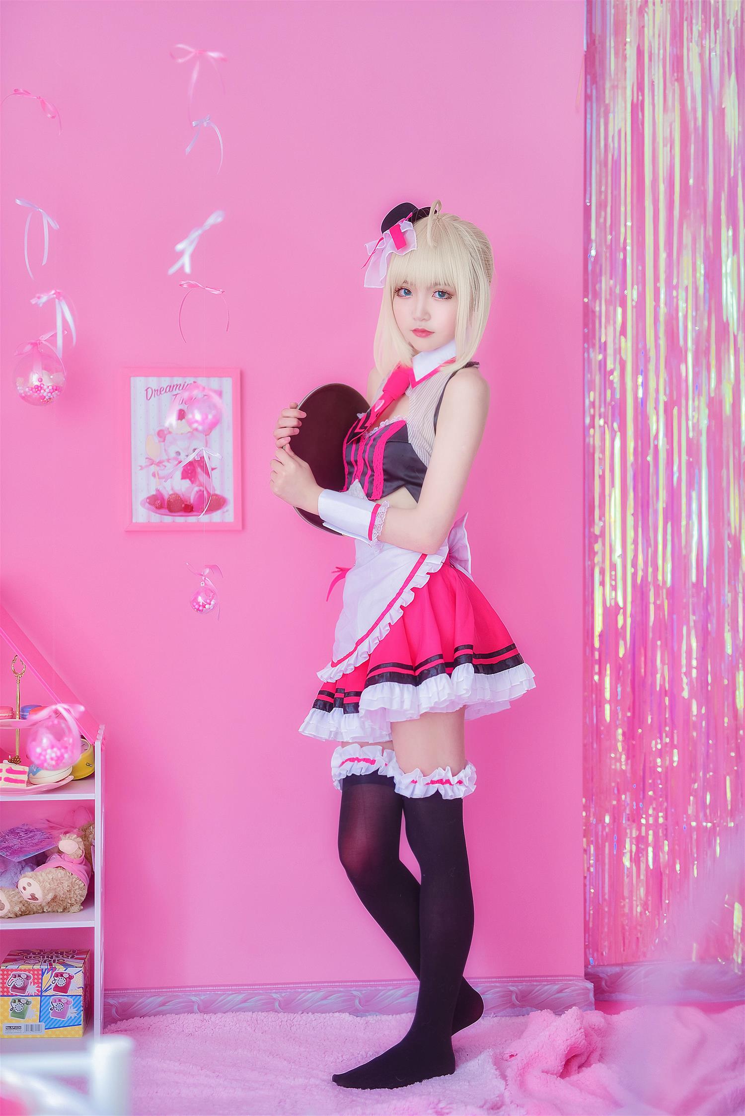 这个泡泡就是逊啦 吾王_阿尔托莉雅_女仆_情人节 [10P-22MB]