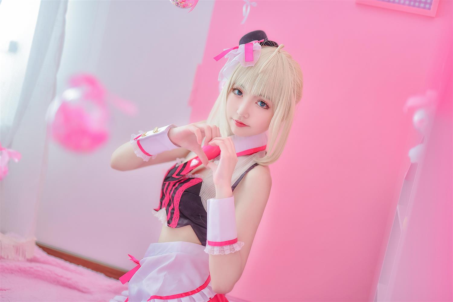 这个泡泡就是逊啦 吾王_阿尔托莉雅_女仆_情人节 [10P-22MB]