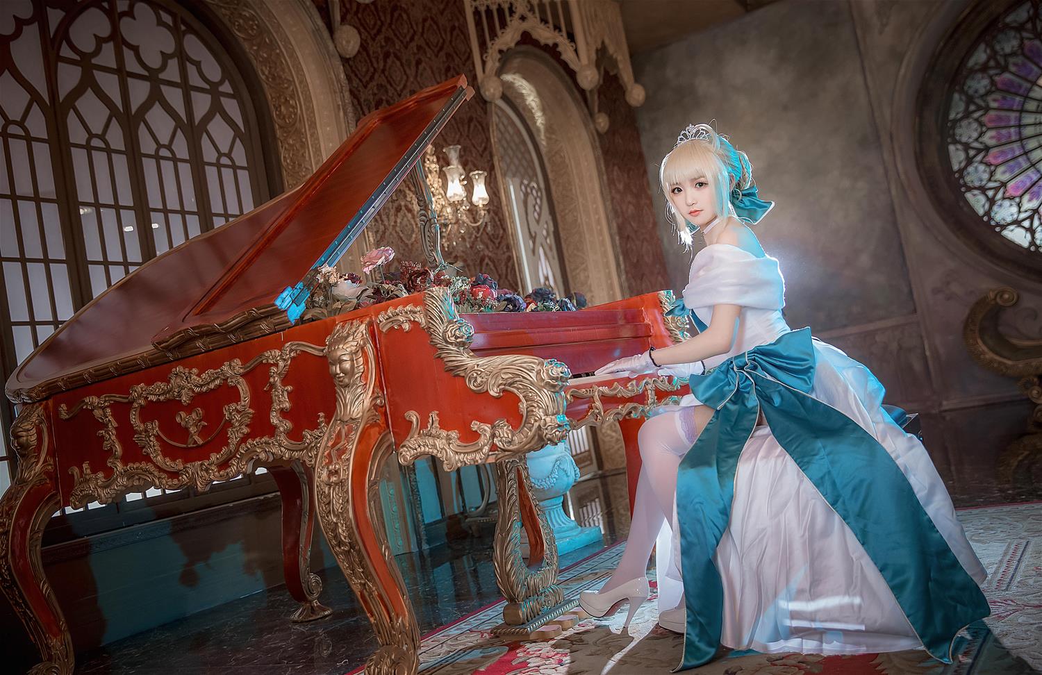 这个泡泡就是逊啦 吾王_礼服英灵正装 [14P-34MB]