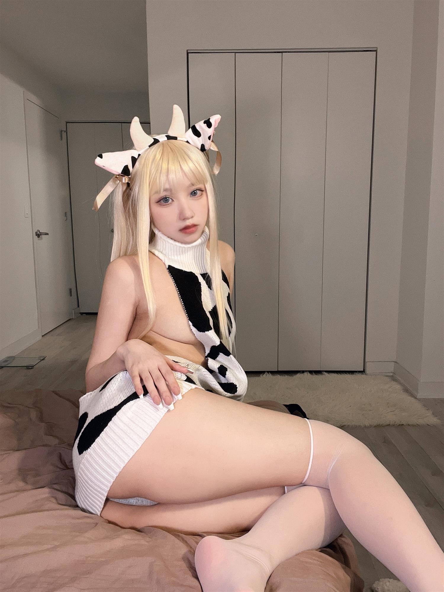 果咩酱w 小奶牛 [33P1V-287MB]