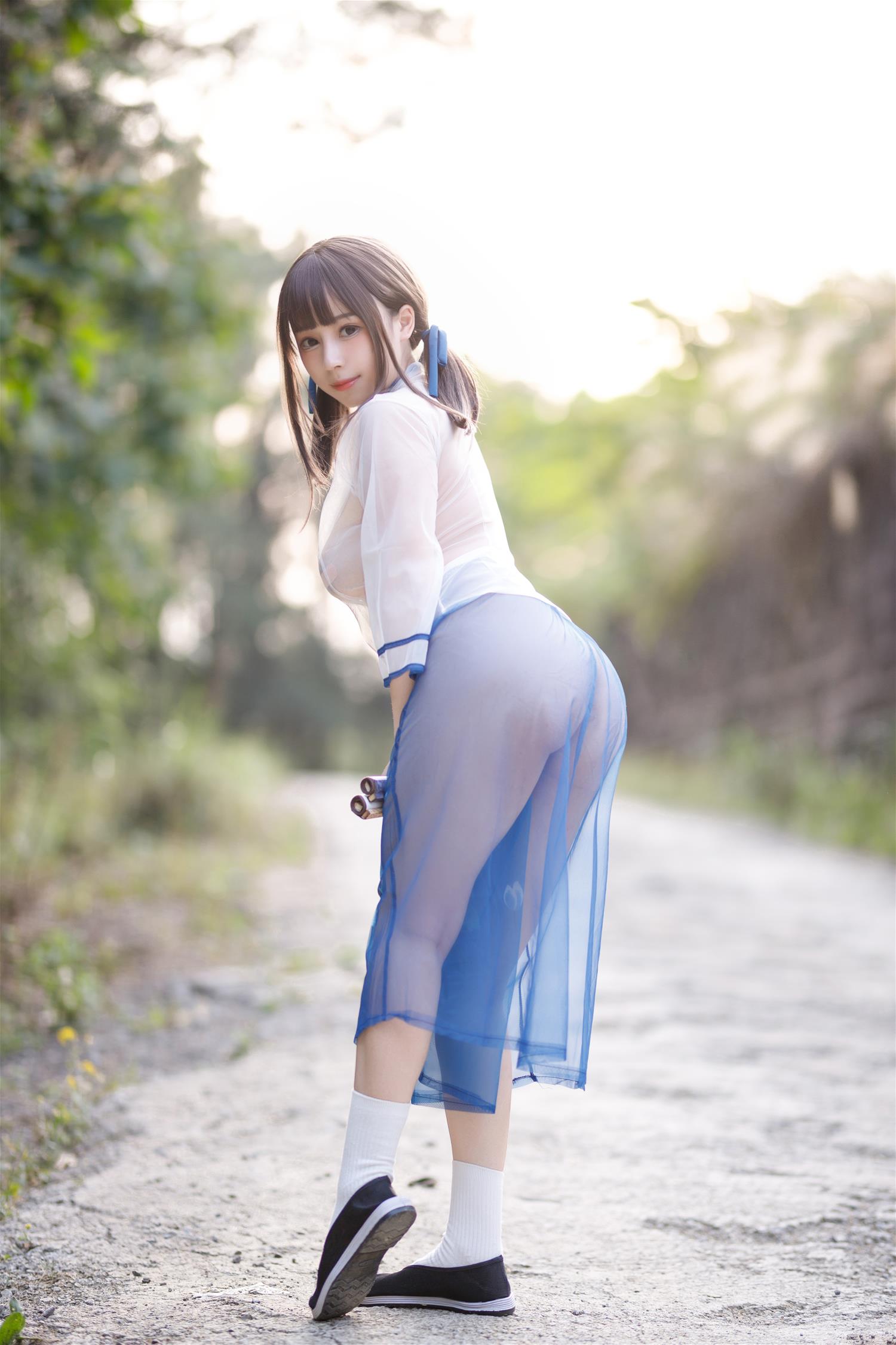 胡桃猫Kurumineko 乡野小娇妻 [69P4V-1.02GB]