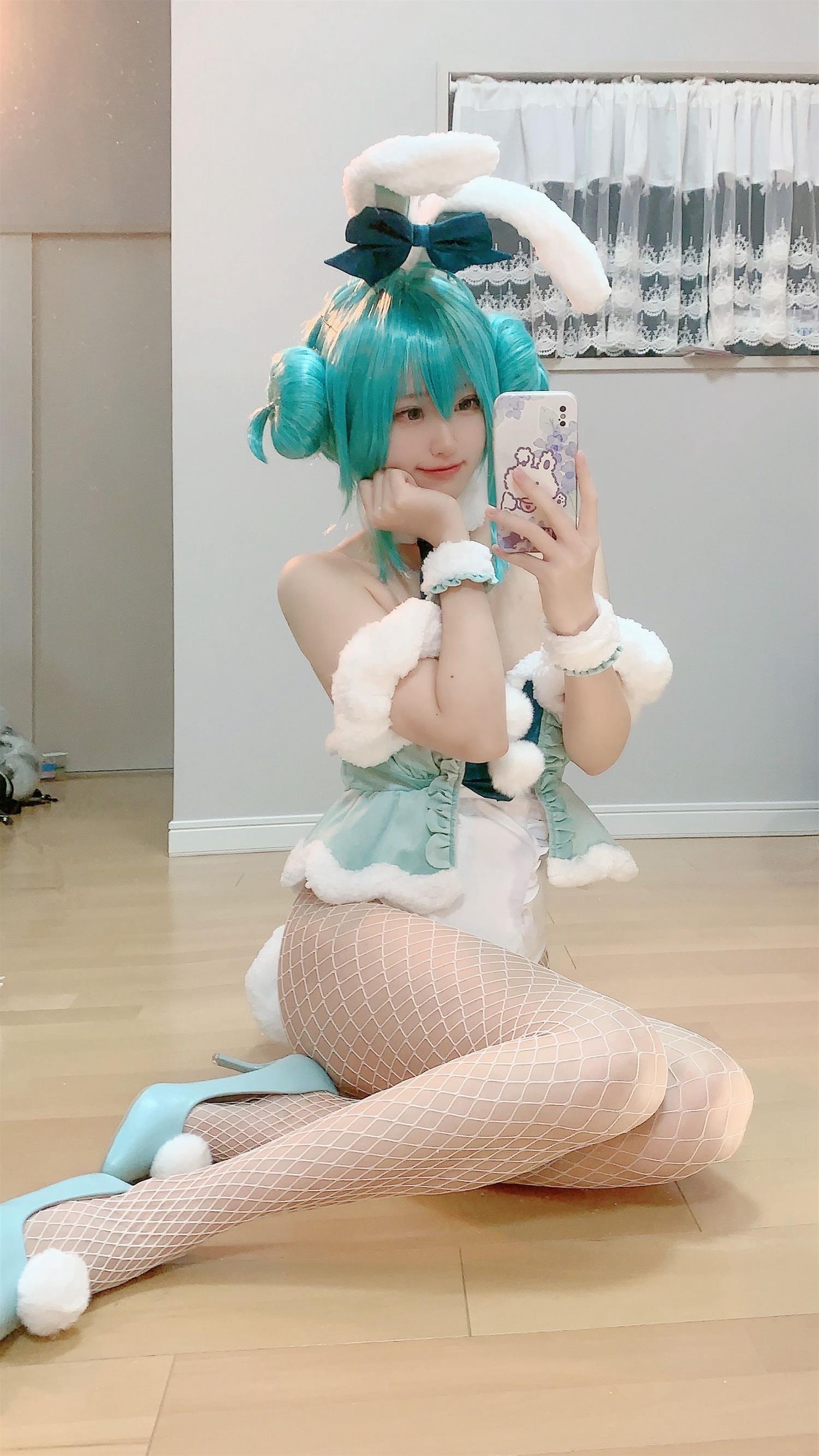 千阳 初音兔女郎 [27P-46MB]