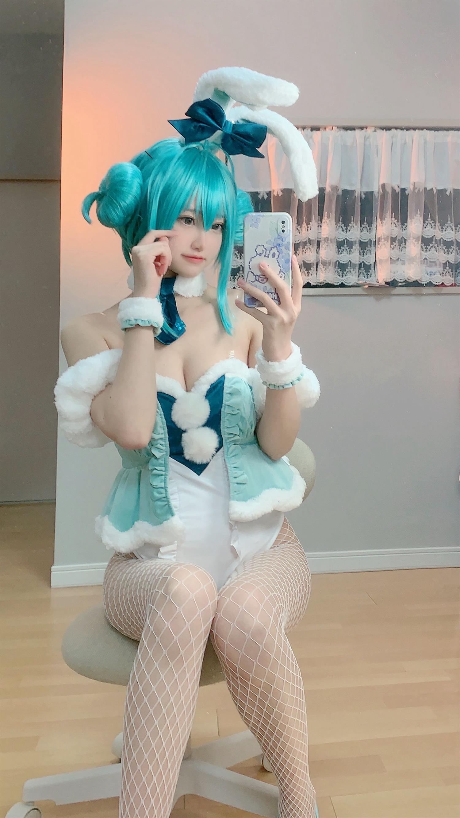 千阳 初音兔女郎 [27P-46MB]