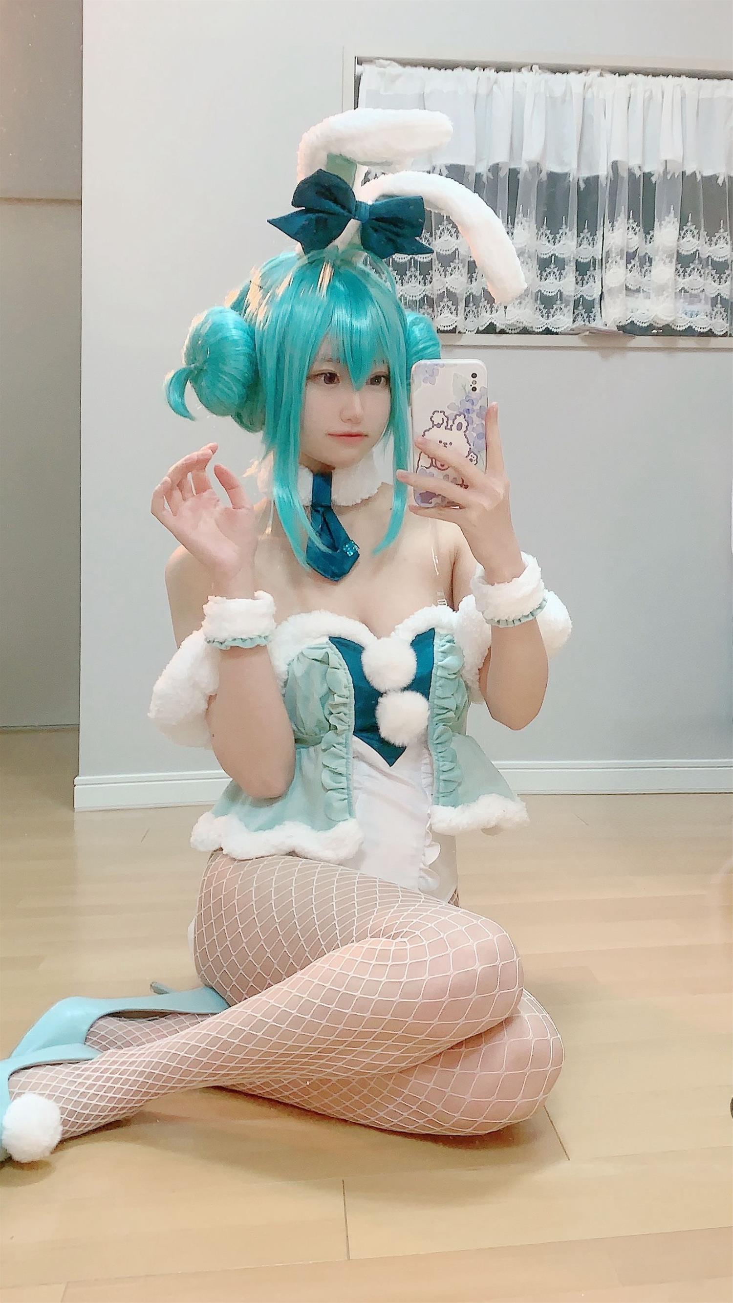 千阳 初音兔女郎 [27P-46MB]