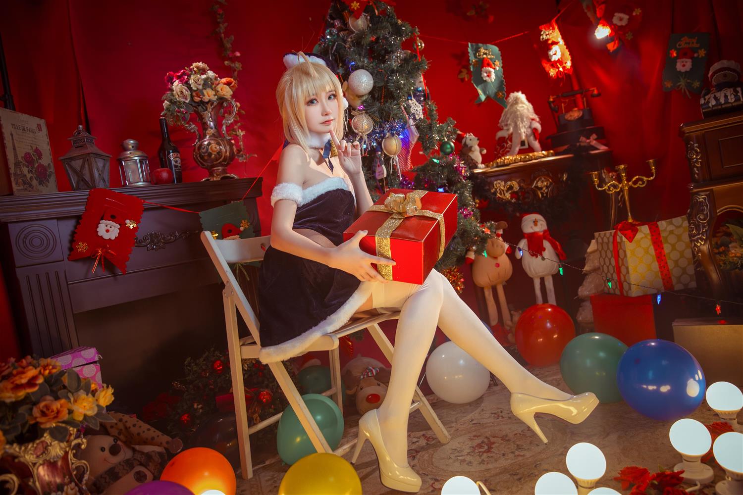 这个泡泡就是逊啦 阿尔托莉雅 圣诞贺图 [16P-32MB]