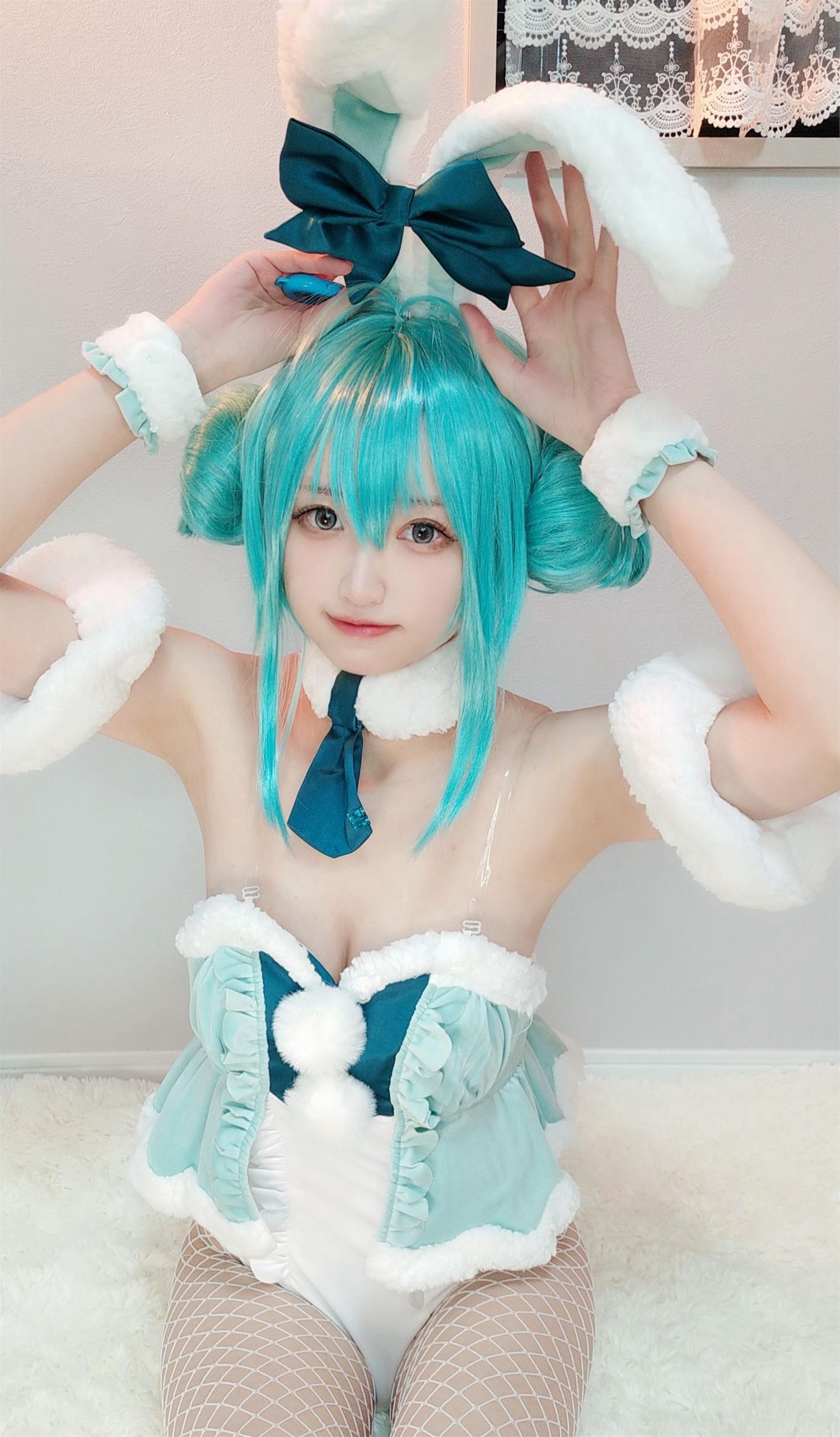 千阳 初音兔女郎 [27P-46MB]