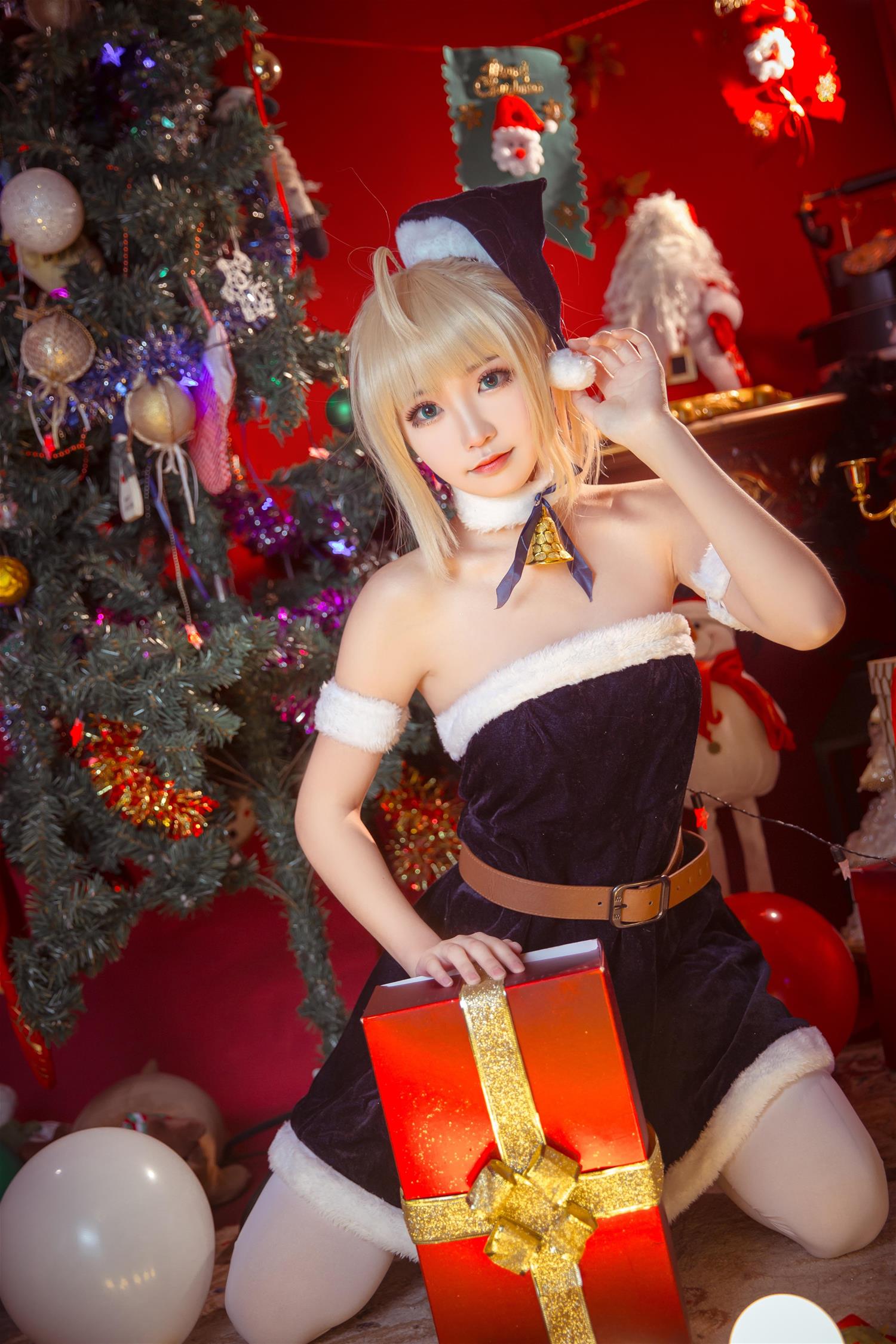 这个泡泡就是逊啦 阿尔托莉雅 圣诞贺图 [16P-32MB]