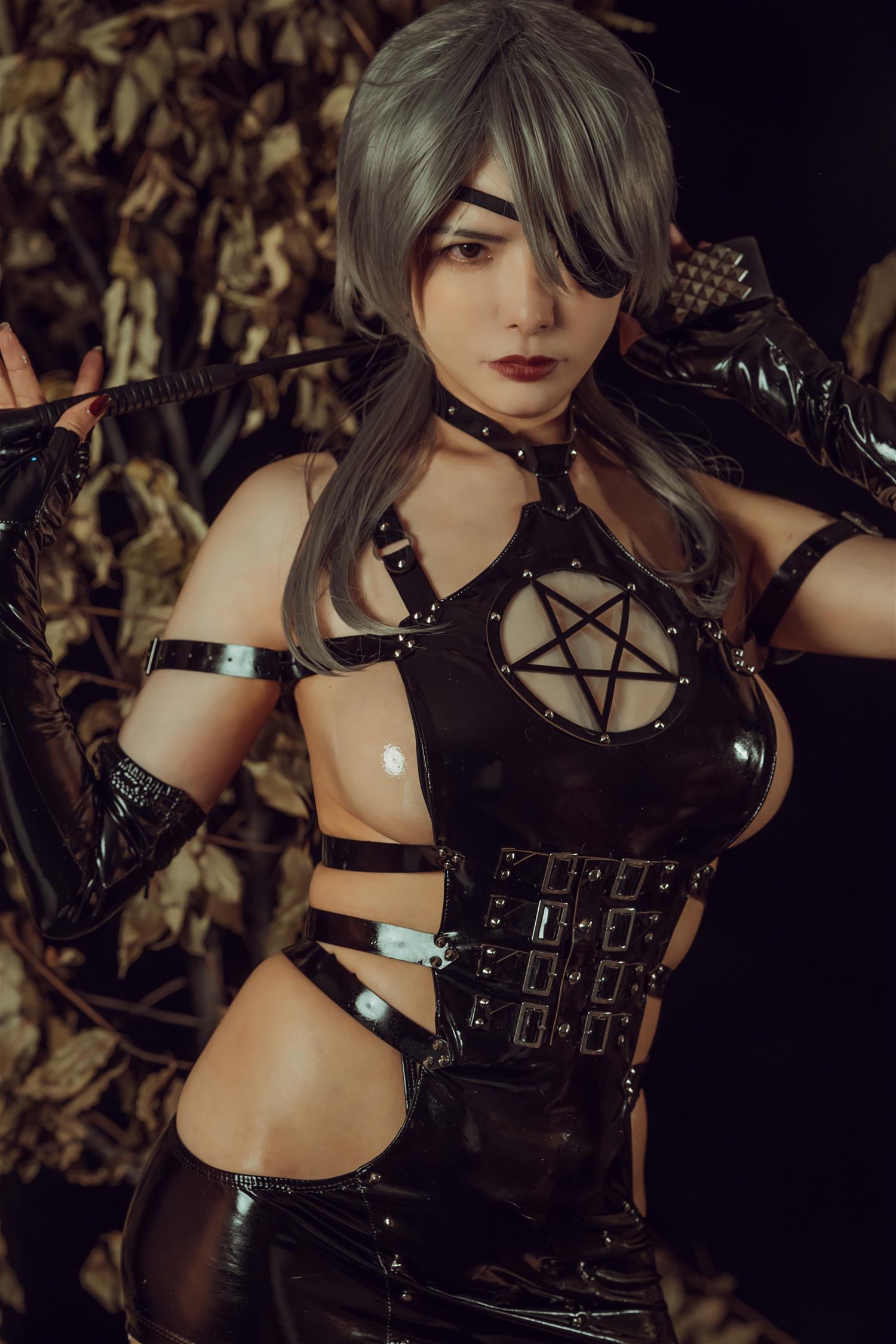 秋和柯基 猎魔人 [40P-381MB]