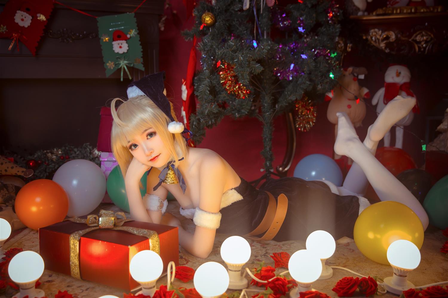 这个泡泡就是逊啦 阿尔托莉雅 圣诞贺图 [16P-32MB]