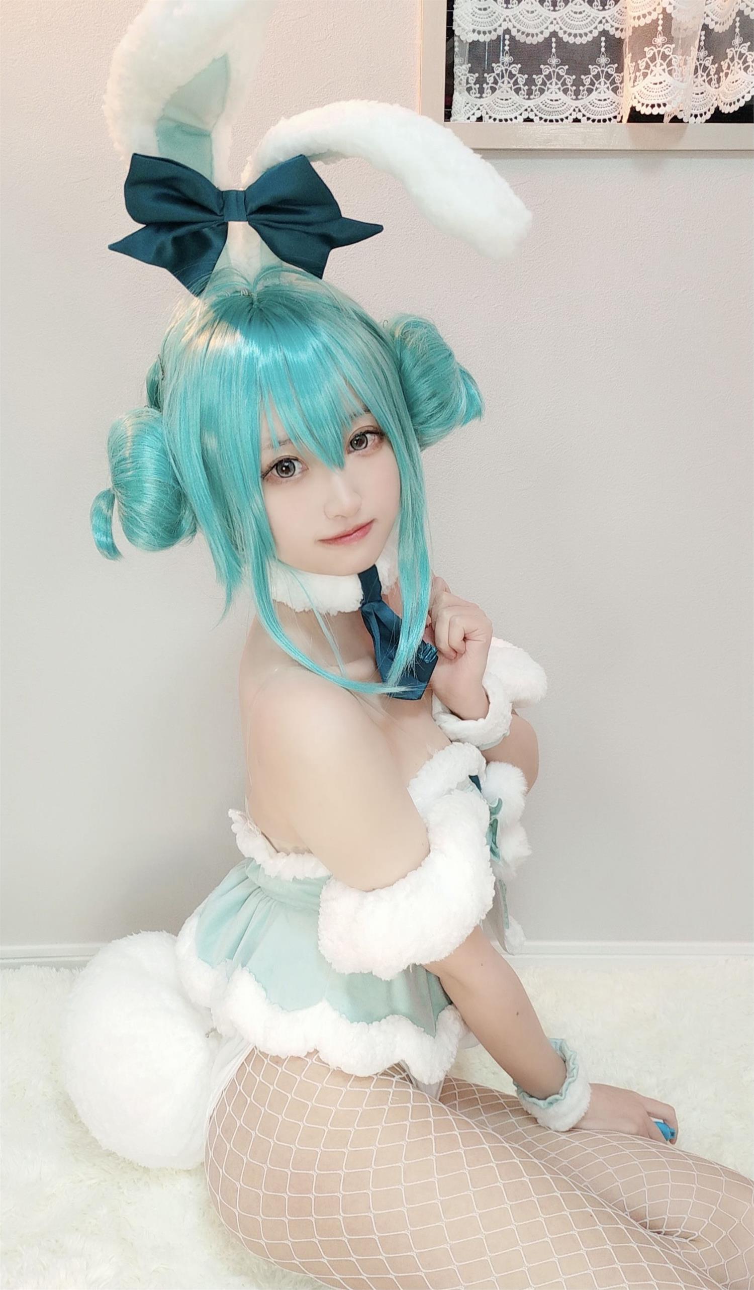 千阳 初音兔女郎 [27P-46MB]