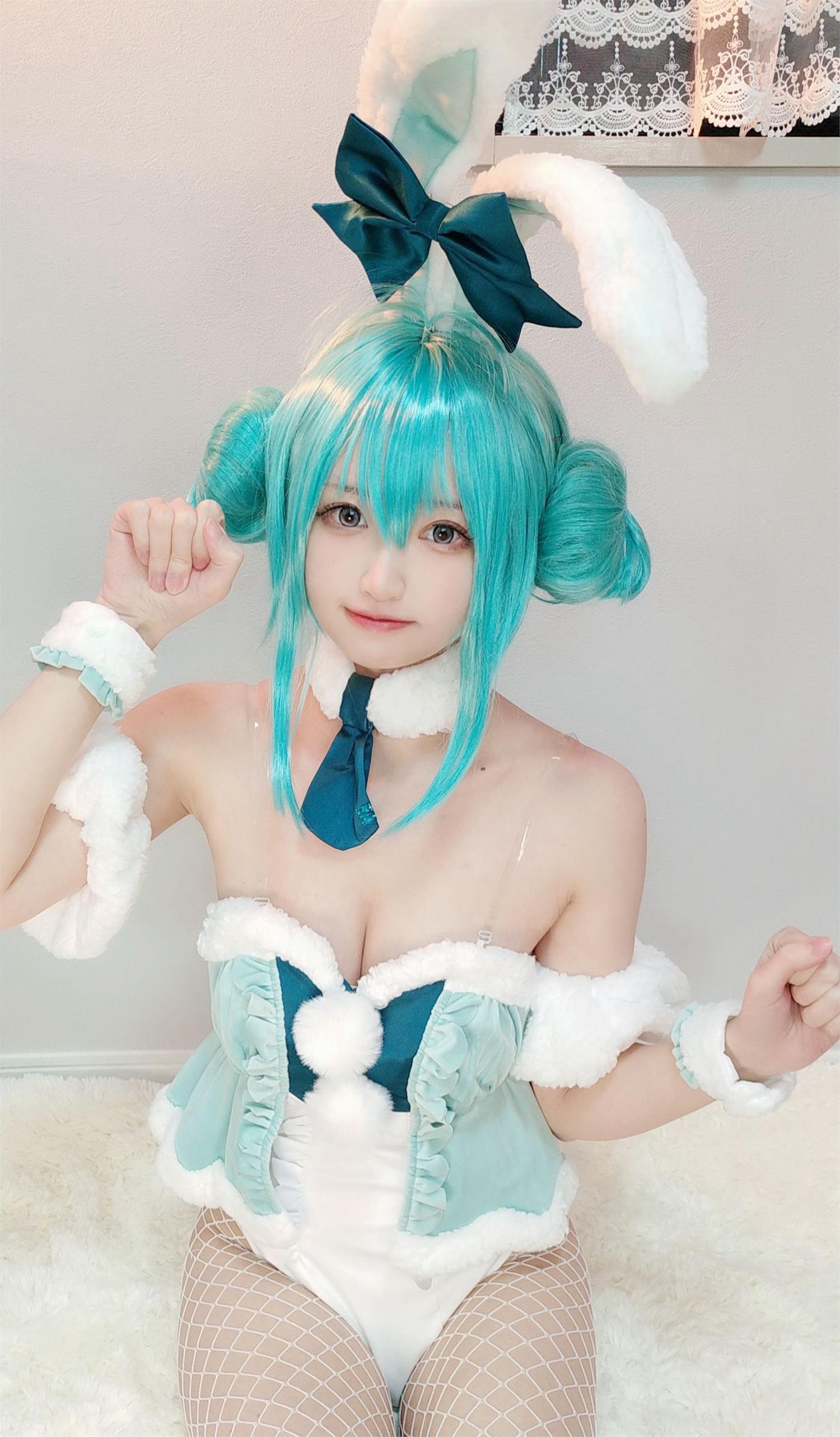 千阳 初音兔女郎 [27P-46MB]