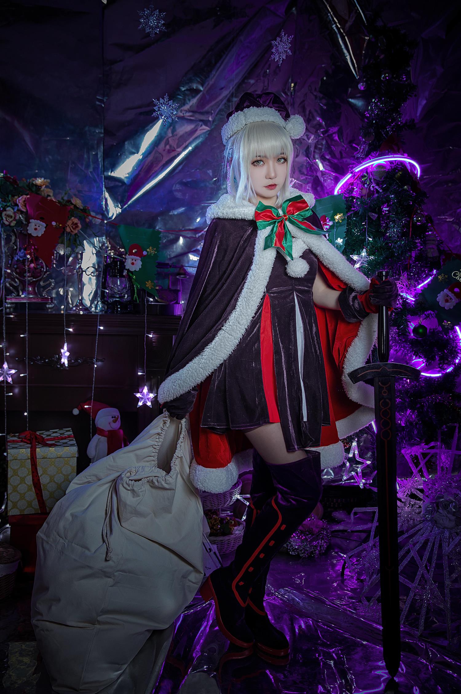 这个泡泡就是逊啦 阿尔托莉雅 圣诞alter [16P-30MB]