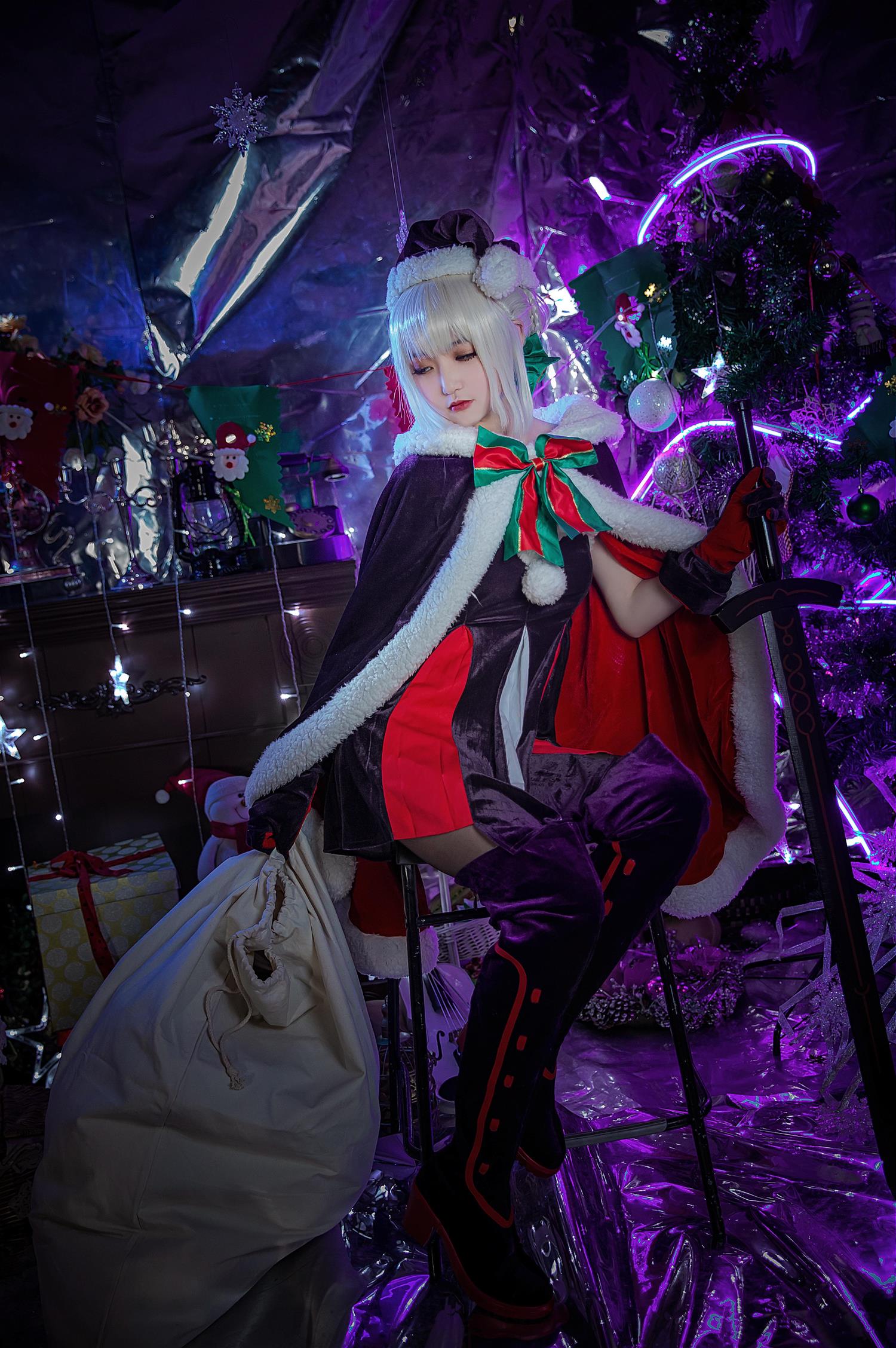 这个泡泡就是逊啦 阿尔托莉雅 圣诞alter [16P-30MB]