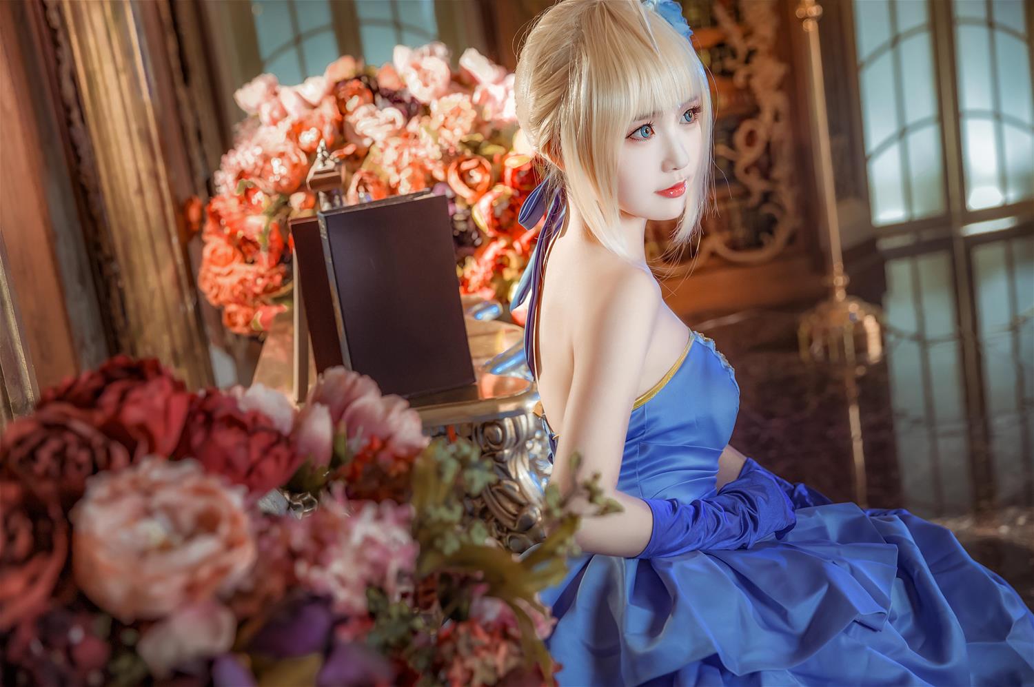 这个泡泡就是逊啦 阿尔托莉雅 十周年礼服 [17P-32MB]