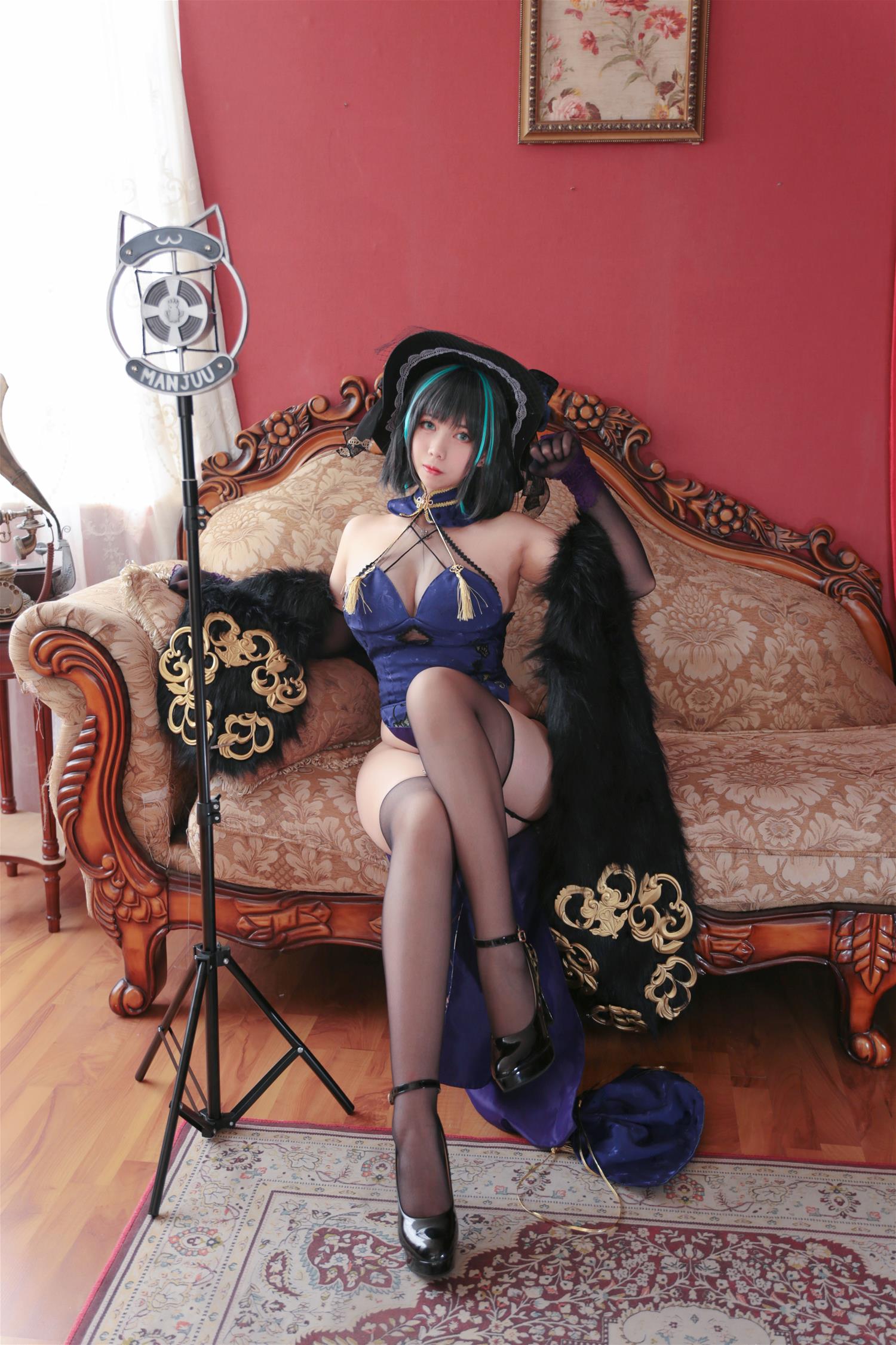 Meroko_魅瞳 柴郡旗袍 [33P-288MB]