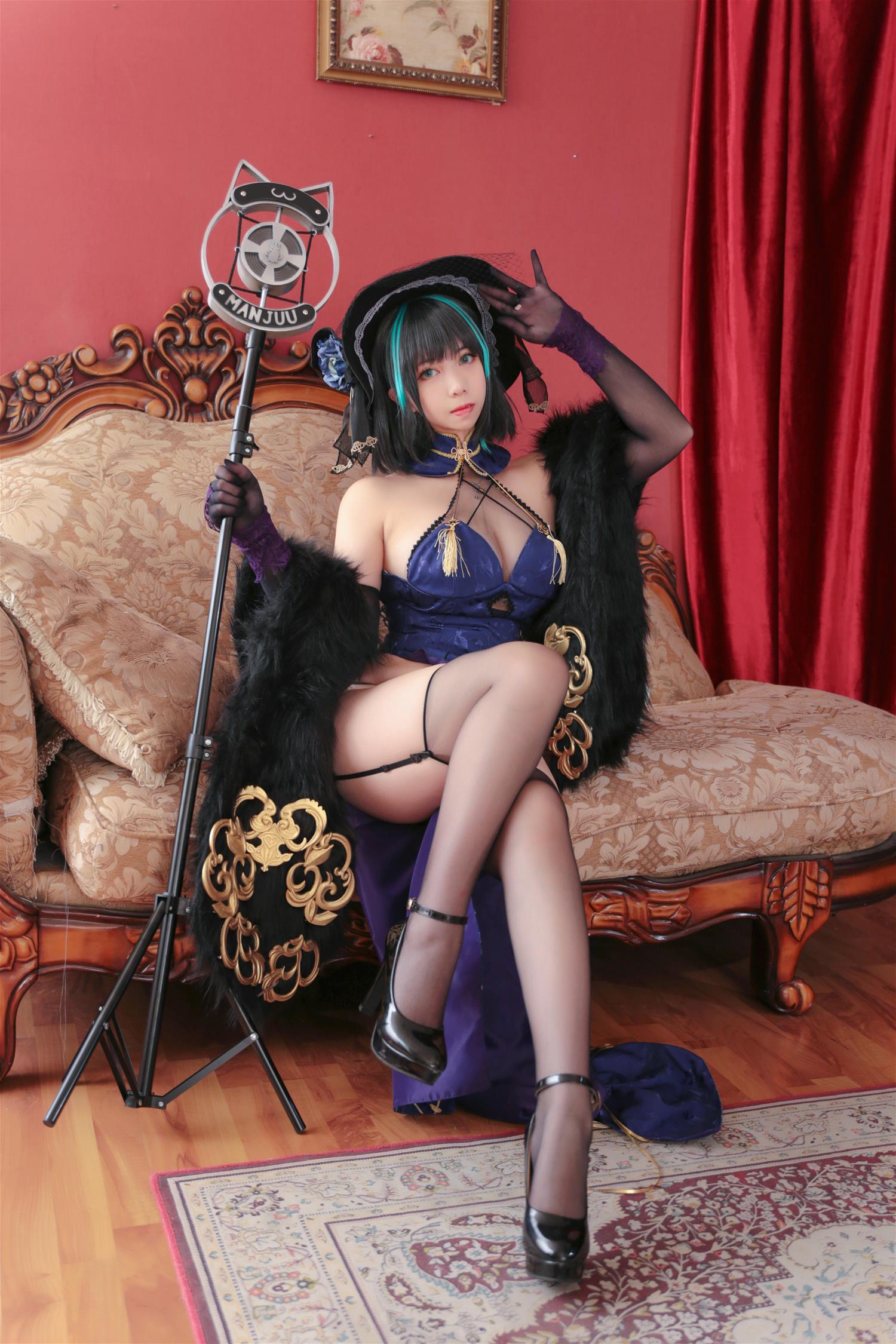 Meroko_魅瞳 柴郡旗袍 [33P-288MB]