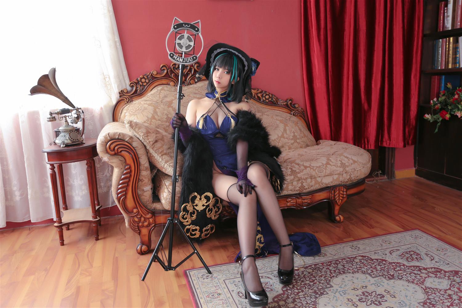 Meroko_魅瞳 柴郡旗袍 [33P-288MB]