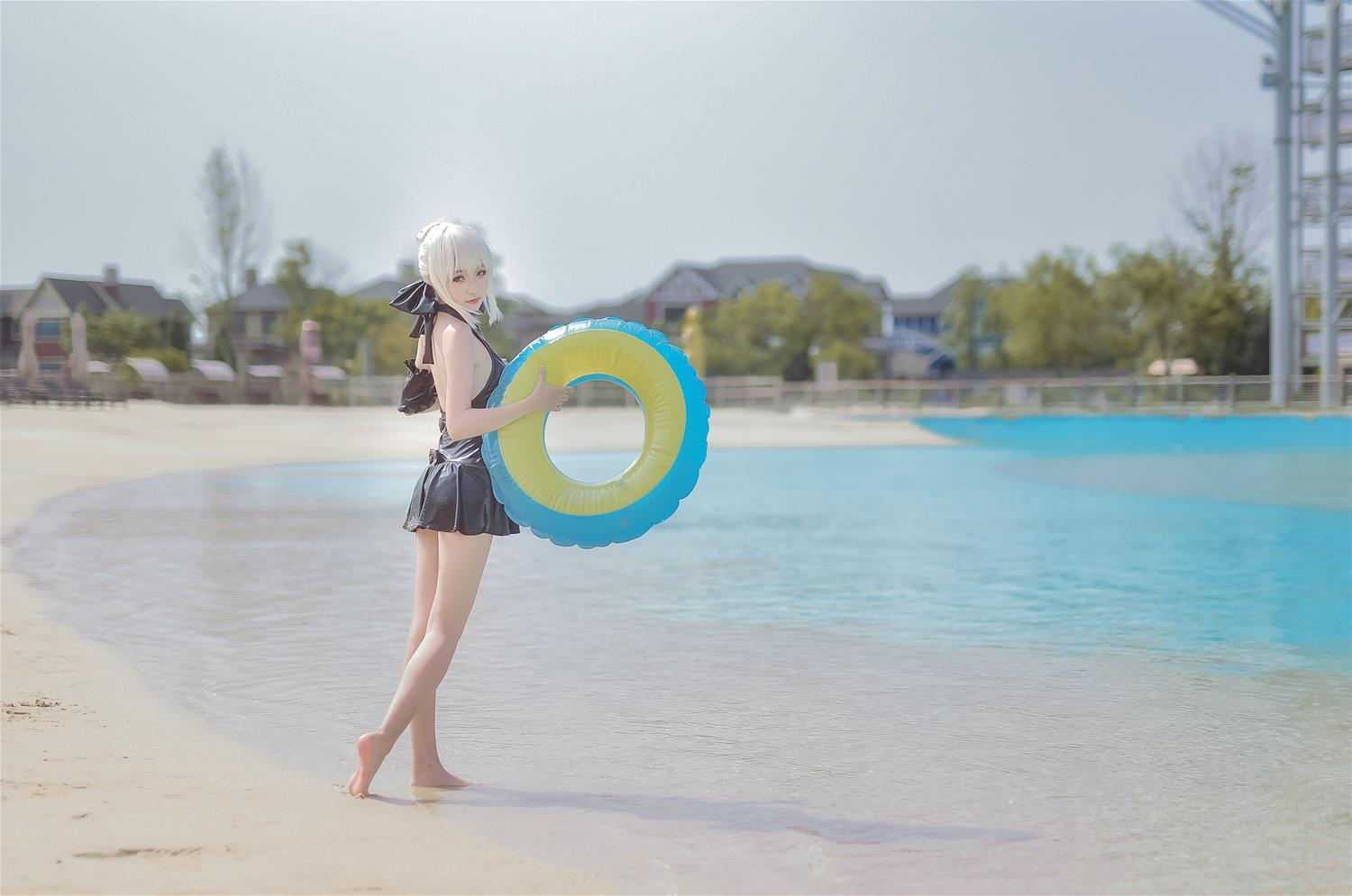 这个泡泡就是逊啦 黑saber泳装 [12P-115MB]