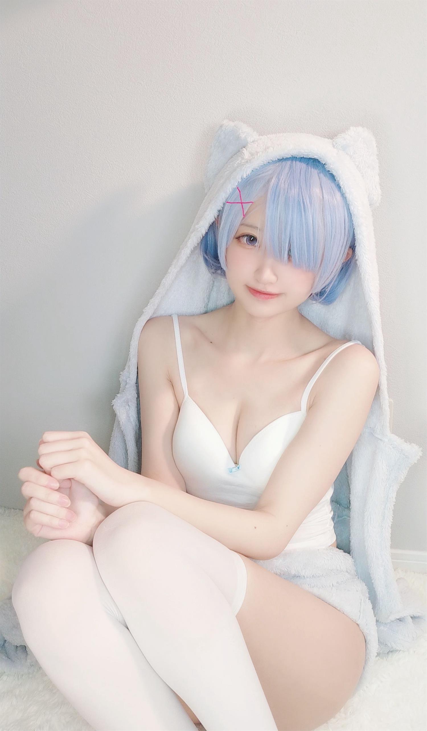 千阳 雷姆睡衣 [13P-15MB]