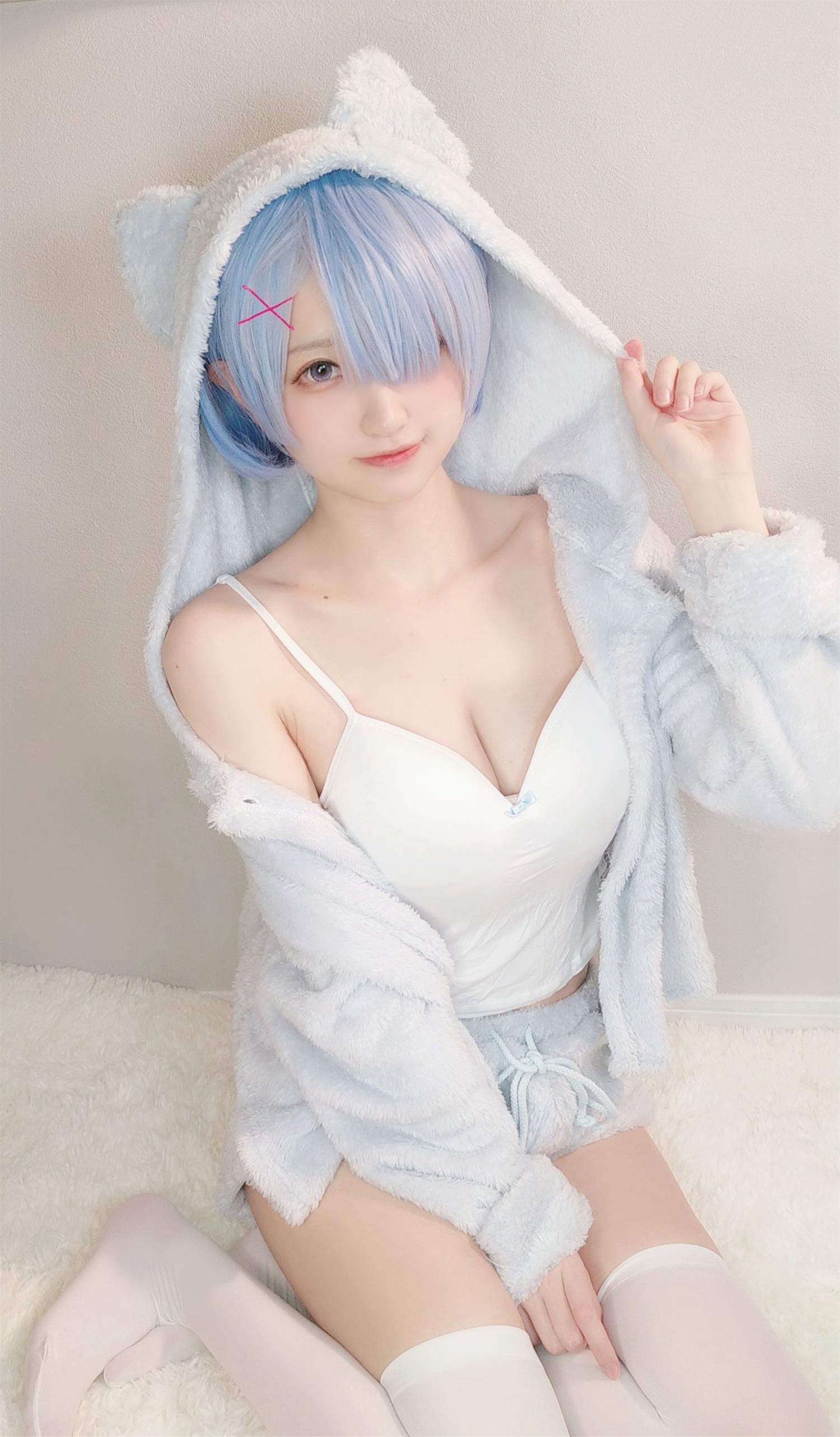 千阳 雷姆睡衣 [13P-15MB]