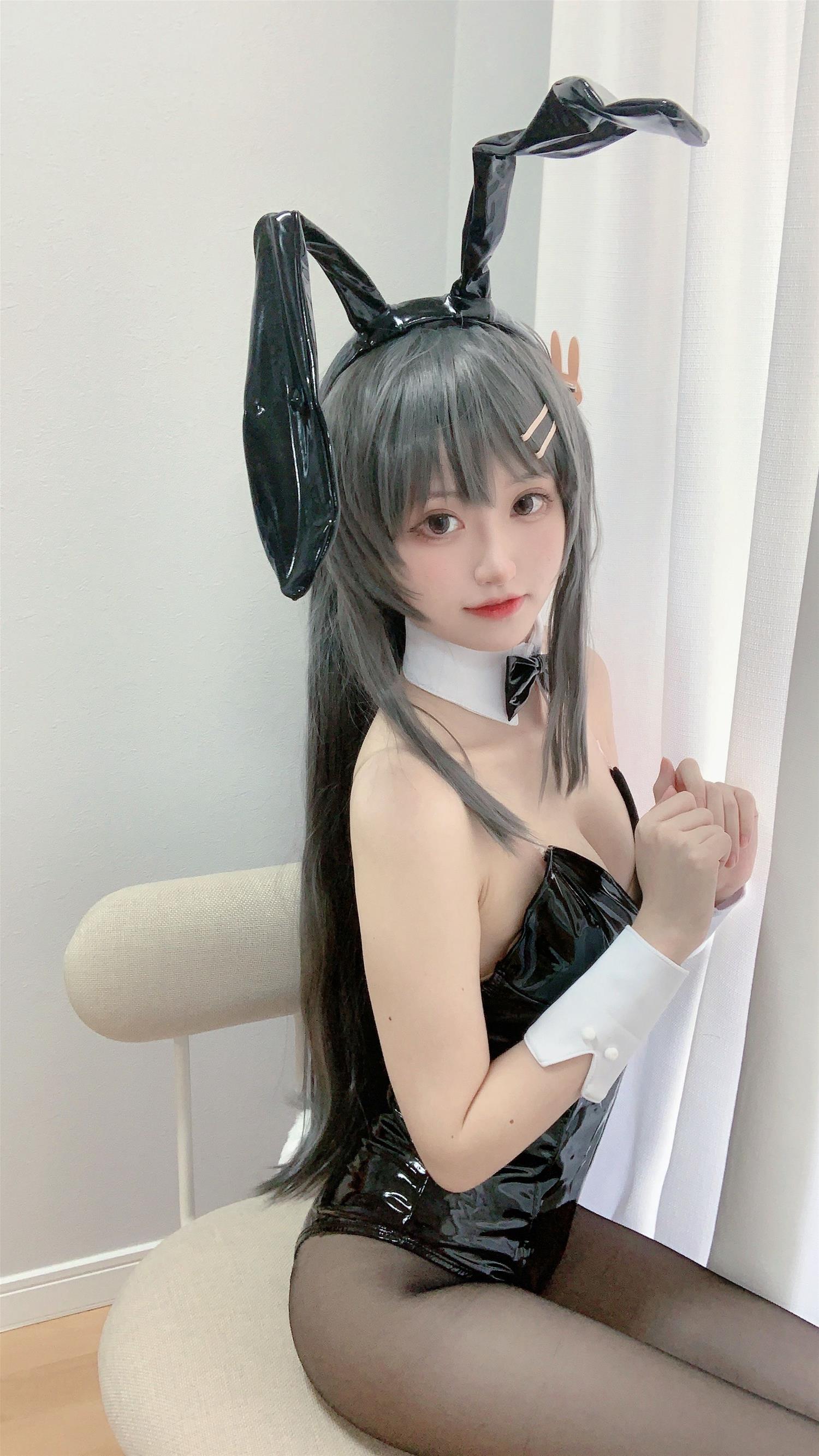 千阳 麻衣学姐兔子装 [19P-57MB]