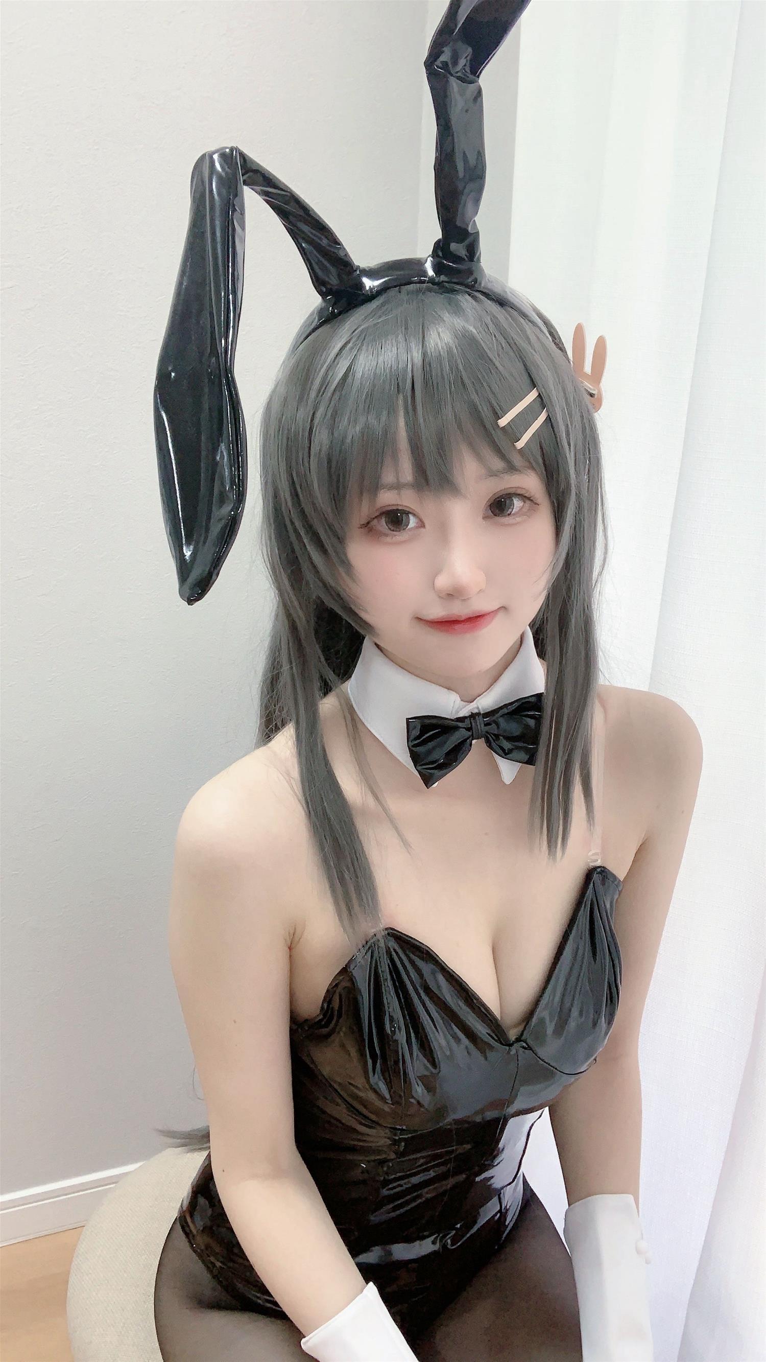 千阳 麻衣学姐兔子装 [19P-57MB]