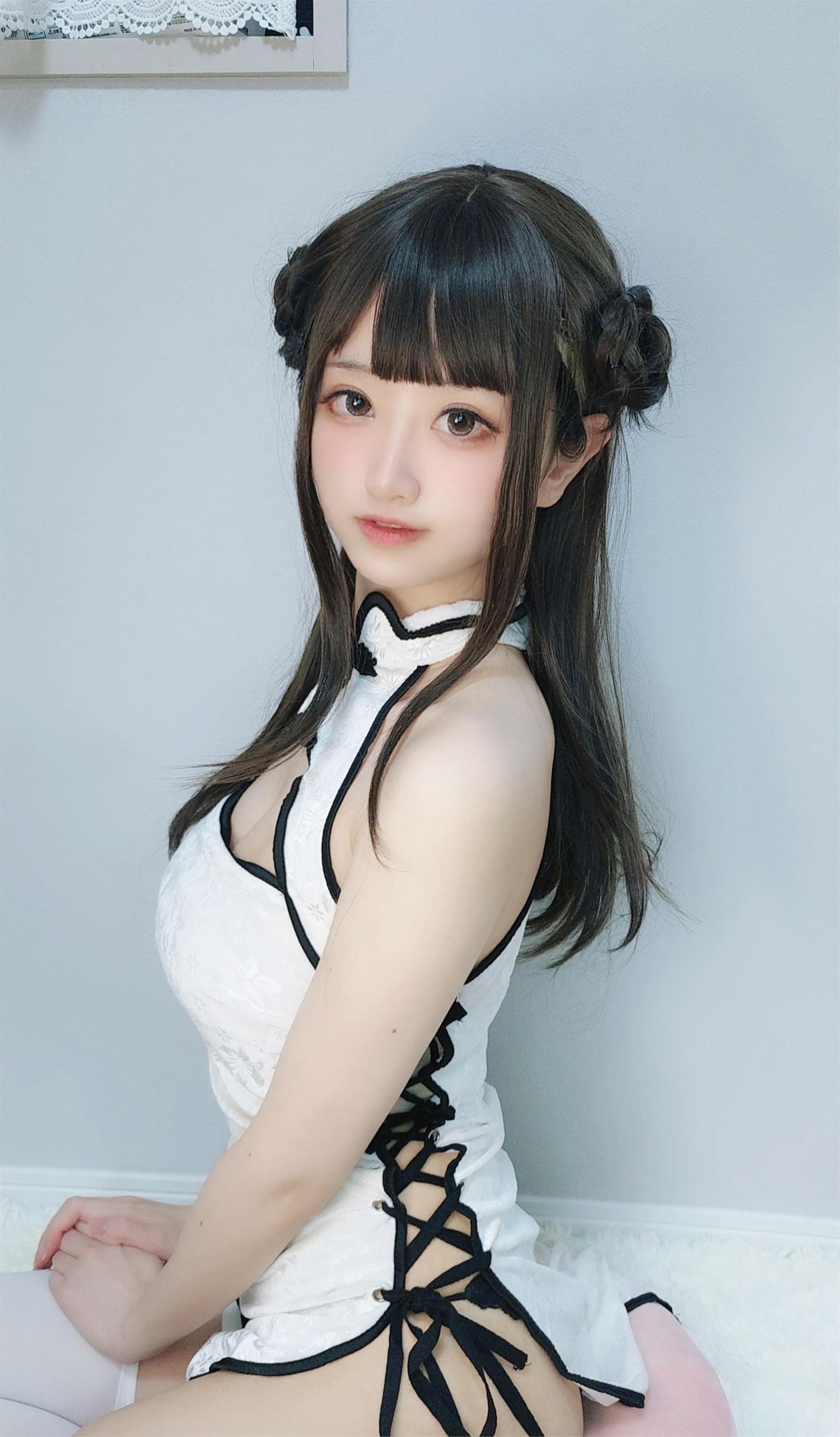 千阳 旗袍 [15P-17MB]