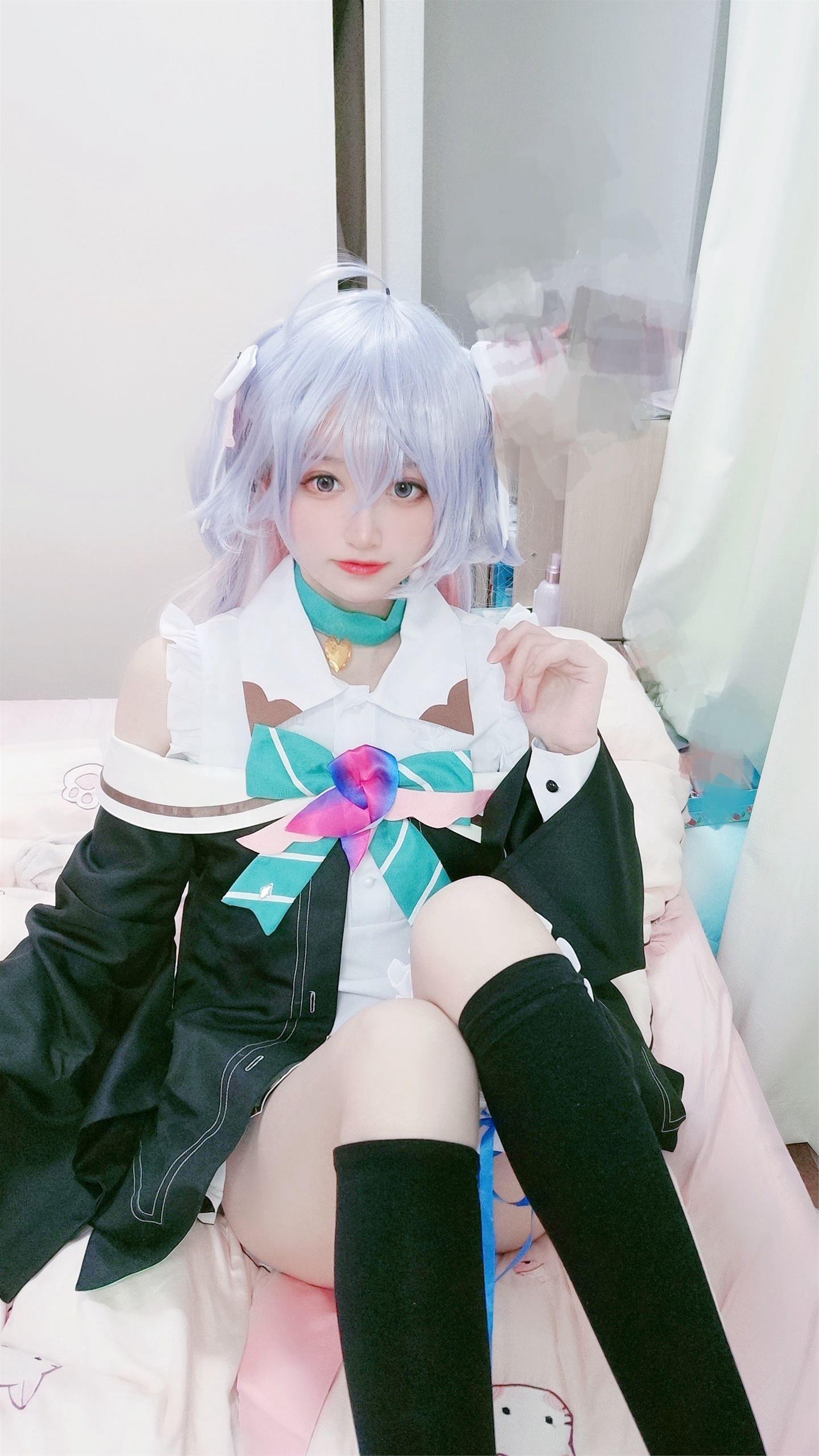 千阳 神乐七奈 [13P-16MB]