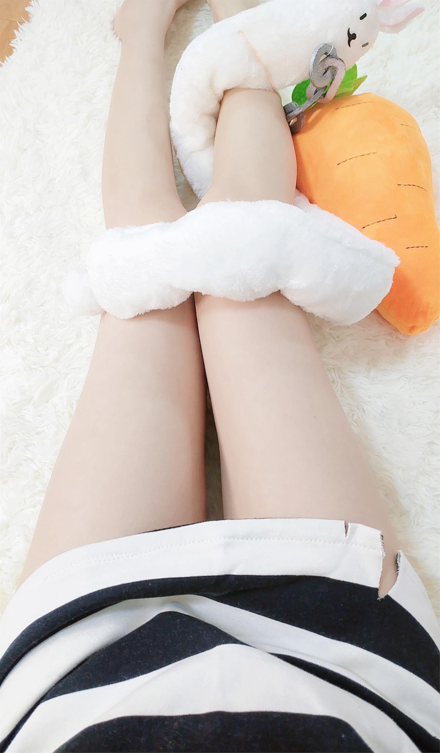 千阳 兔田佩可拉 [14P-20MB]