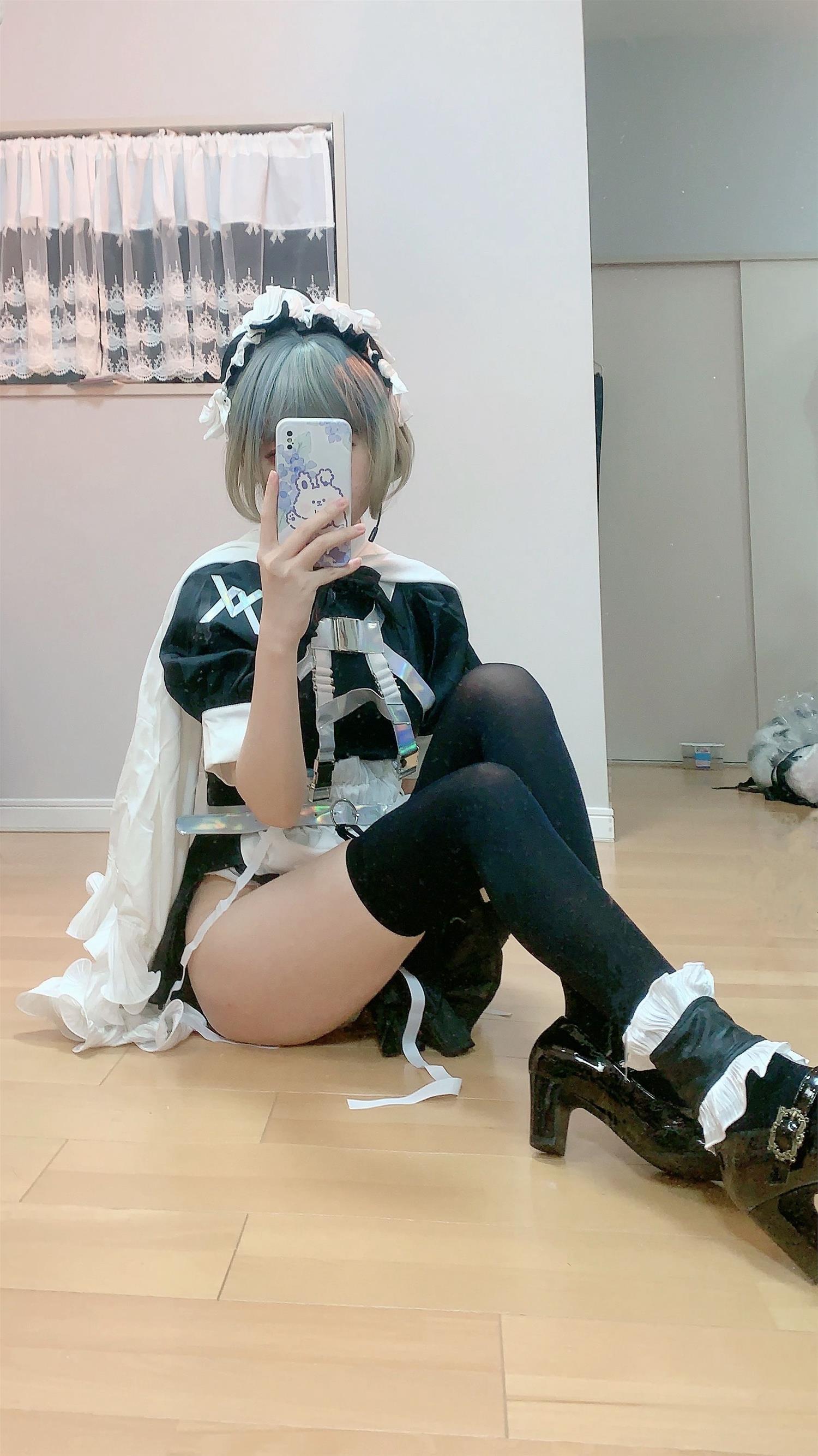 千阳 武装仆 [11P-25MB]