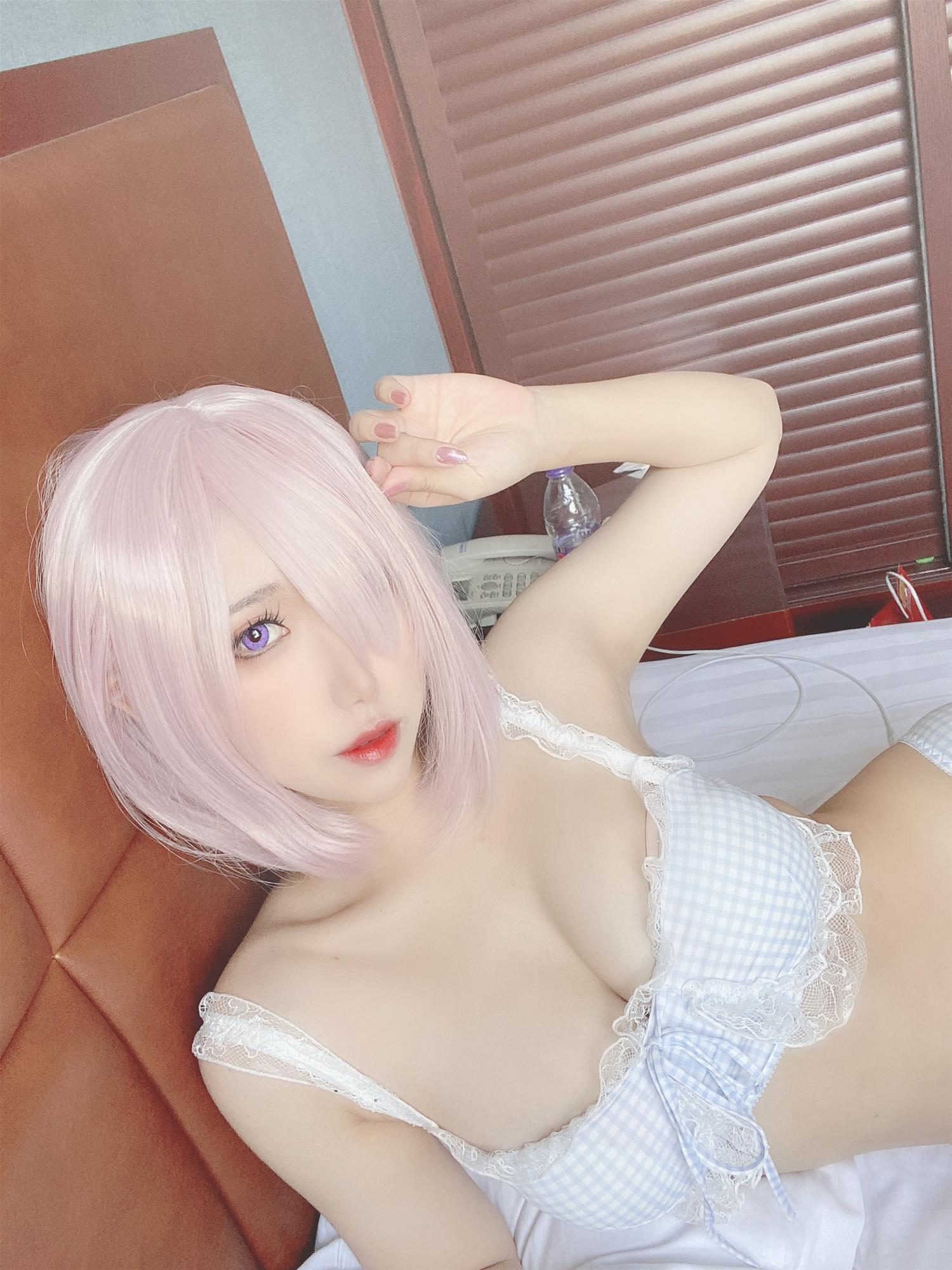 芋圆侑子 蓝格子小清新 [22P-76MB]