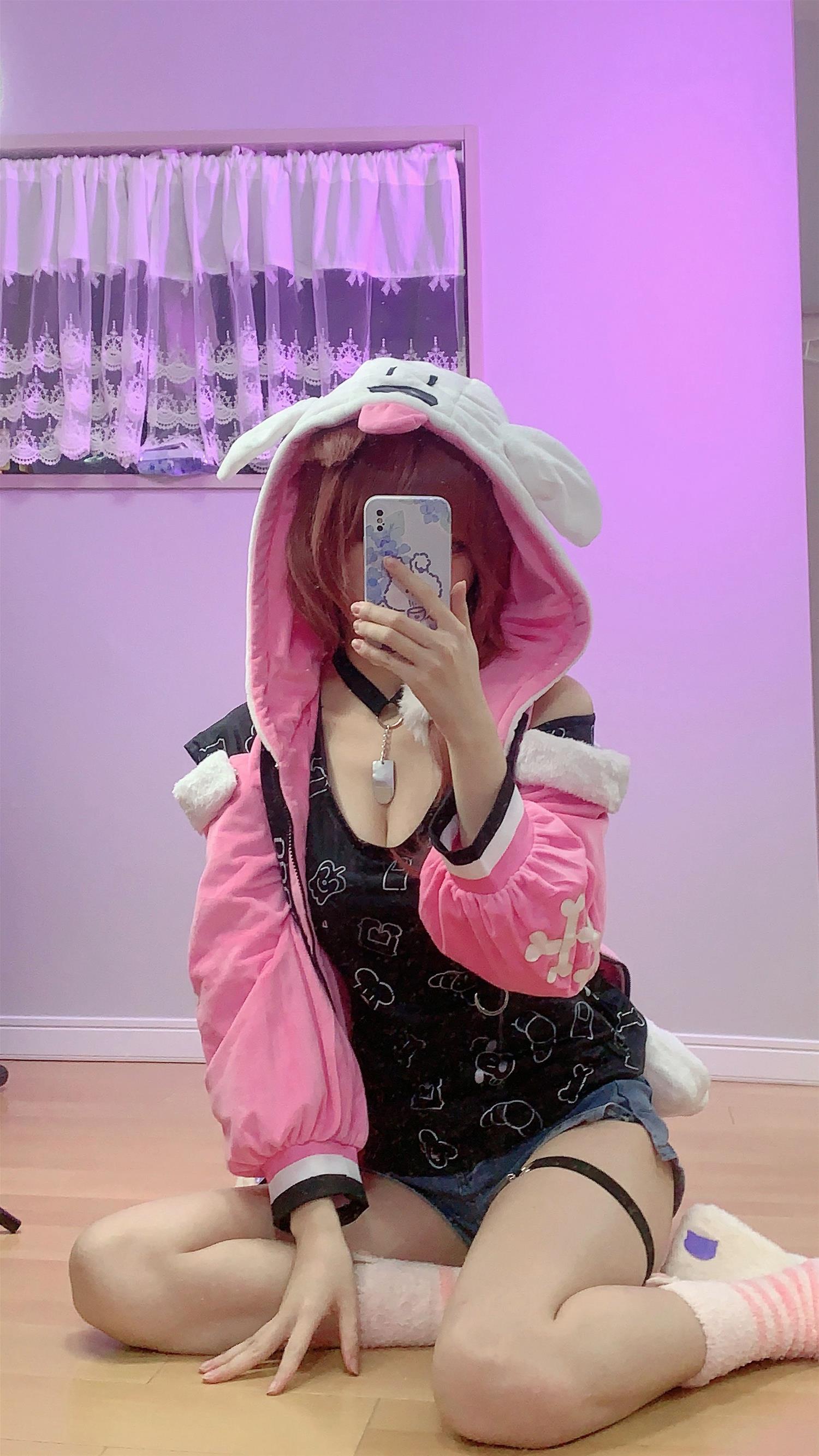 千阳 戌神ころね [12P-39MB]