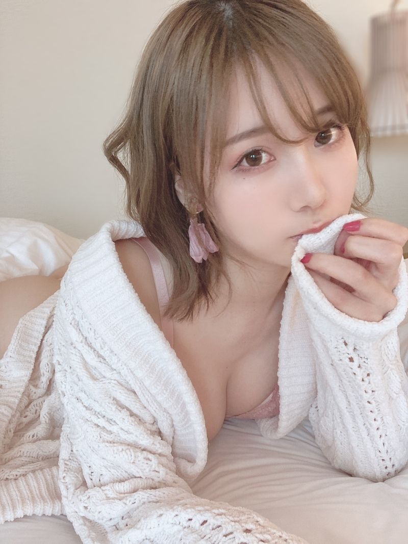 けん研 (けんけん)  fantia 2020.10 [121P4V-93MB]